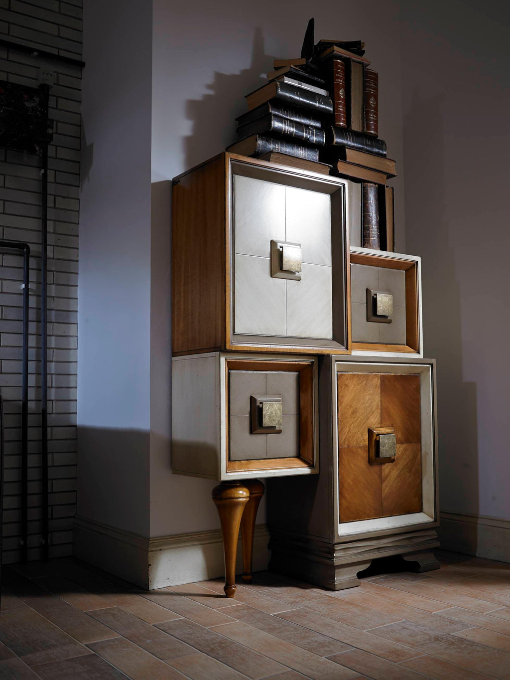 https://a.1stdibscdn.com/dinastia-entry-cabinet-by-lola-glamour-for-sale-picture-2/f_12192/f_461509921754409226443/12201_ambiente_master.jpg