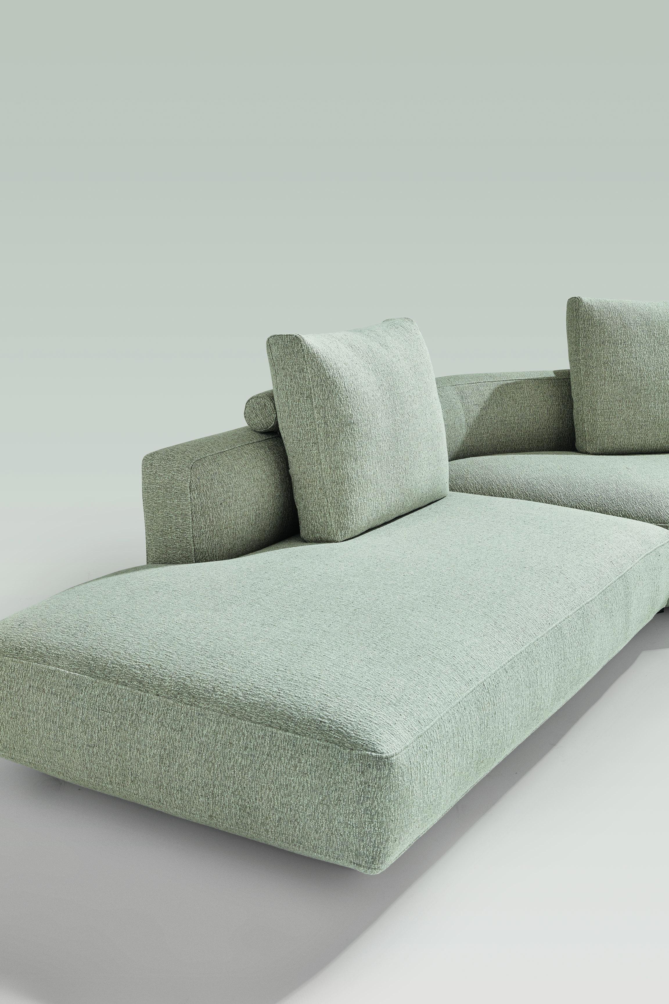https://a.1stdibscdn.com/zanotta-pianoalto-modular-sofa-in-trama-fabric-by-ludovica-roberto-palomba-for-sale-picture-3/22569652/f_288790221653910936430/1272_13IP01_Trama32453_02_master.jpg