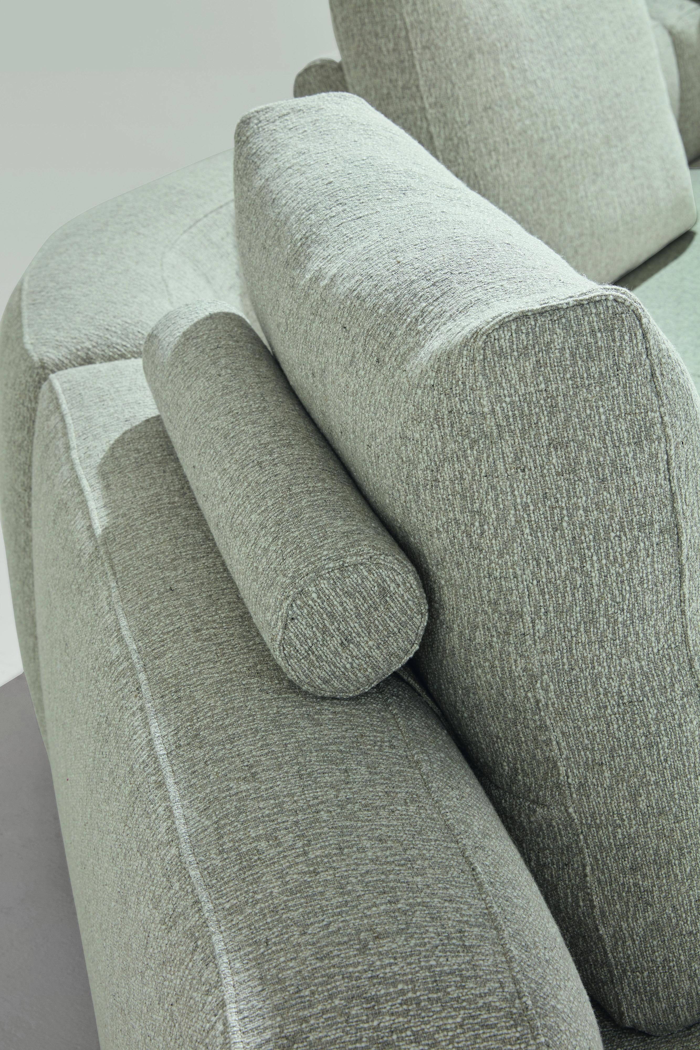 https://a.1stdibscdn.com/zanotta-pianoalto-modular-sofa-in-trama-fabric-by-ludovica-roberto-palomba-for-sale-picture-4/22569652/f_288790221653910948095/1272_14IP01_Trama32453_03_master.jpg