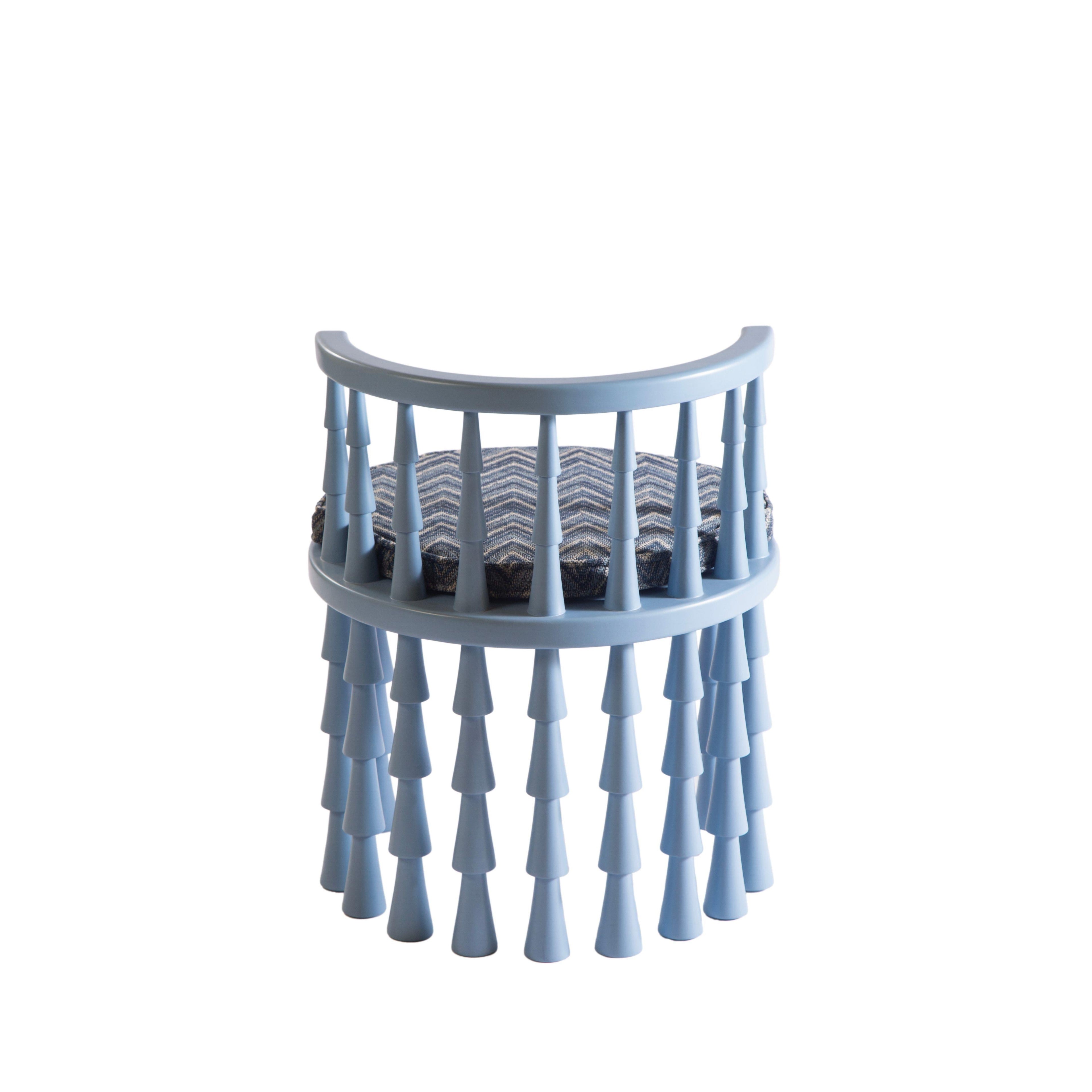 https://a.1stdibscdn.com/sculptural-elegance-inspired-by-the-egyptian-sun-god-aten-beech-armchair-for-sale-picture-11/f_58022/f_474031321762430523014/12_master.jpg