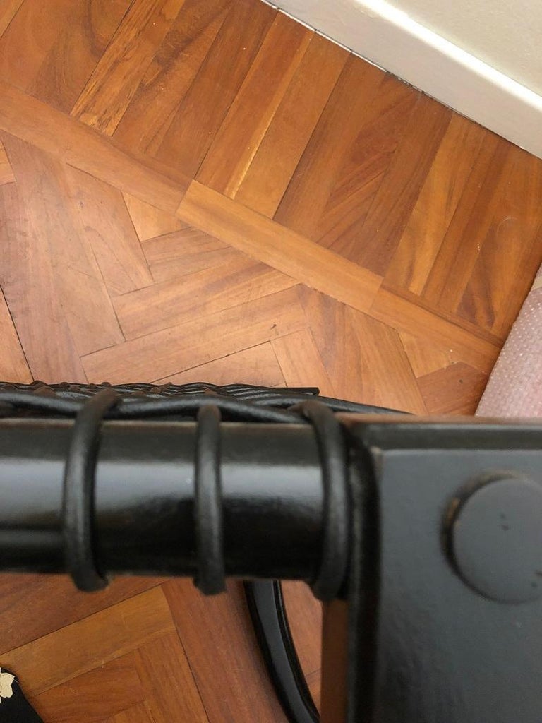 https://a.1stdibscdn.com/black-woven-leather-seat-walnut-saber-legs-klismos-chairs-customizable-set-of-8-for-sale-picture-12/22569652/f_262554121637740664206/12_master.JPG?width=768