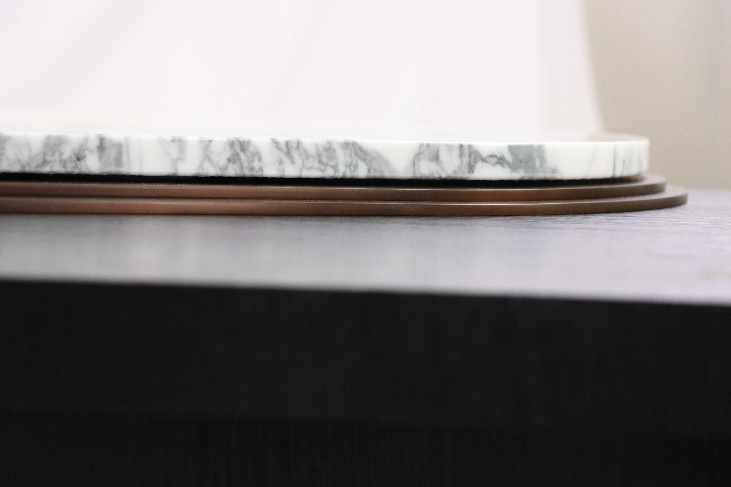 https://a.1stdibscdn.com/7-in-long-monumental-coffee-table-in-oak-with-layered-tops-in-brass-marble-for-sale-picture-5/f_27693/f_489220921771678738128/13016340_05_master.JPG