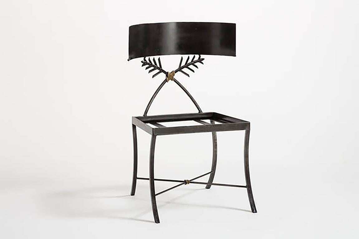 https://a.1stdibscdn.com/contemporary-iron-klismos-chair-for-sale-picture-3/f_8879/f_416127721727189934041/131009_1957_master.jpg