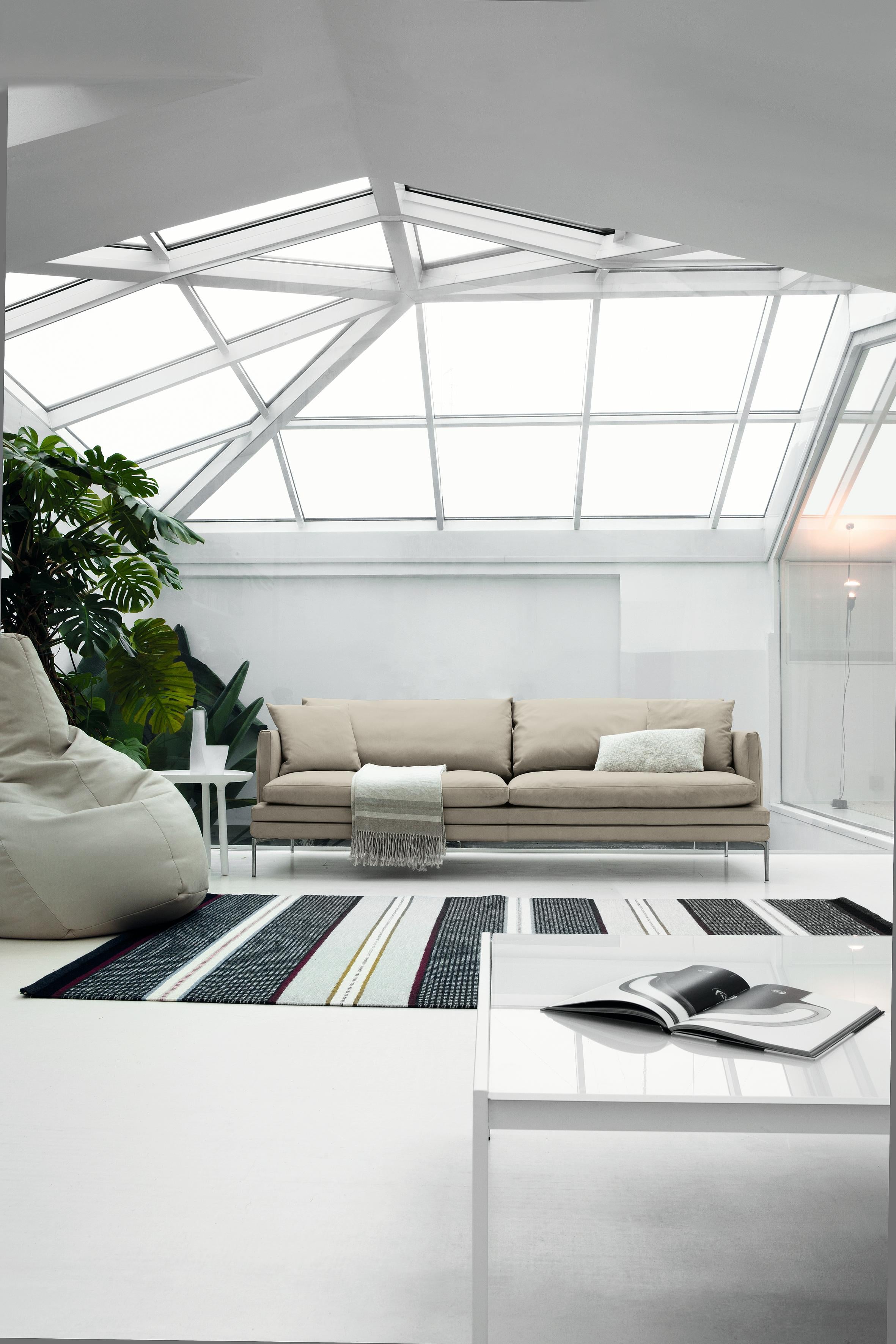 https://a.1stdibscdn.com/zanotta-william-modular-sofa-in-black-leather-steel-frame-by-damian-williamson-for-sale-picture-5/22569652/f_288893621653974617048/1330_11IG01_5__master.jpg