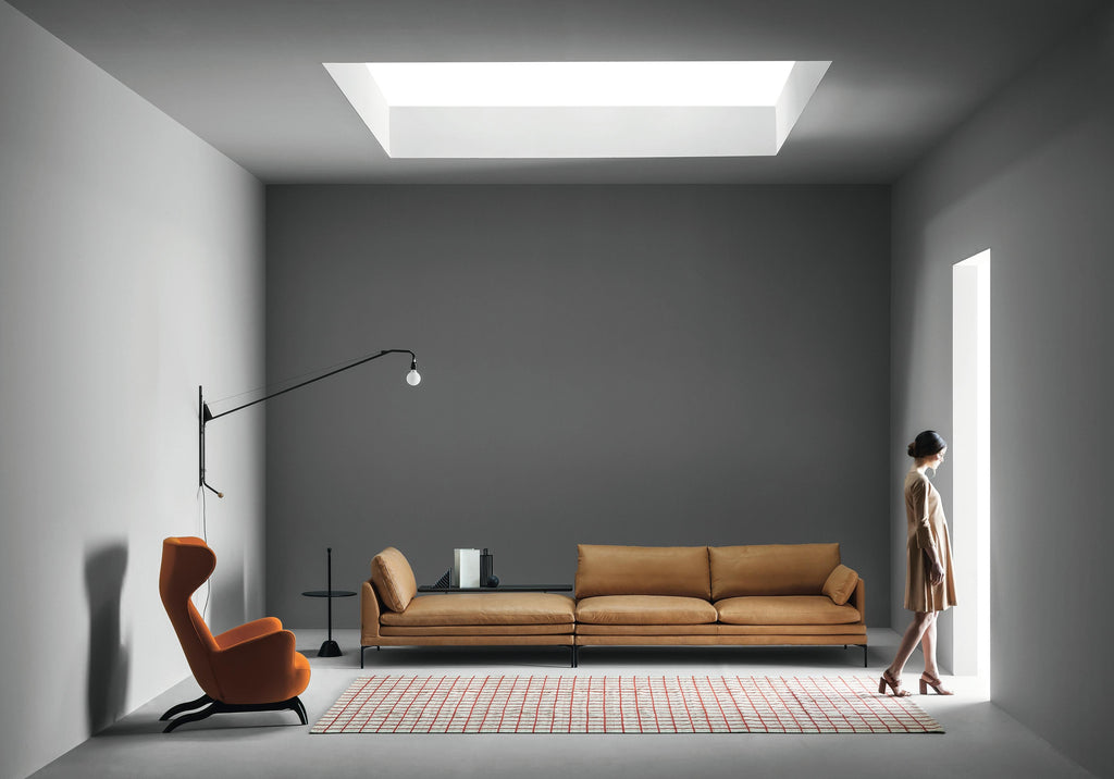 https://a.1stdibscdn.com/zanotta-william-monobloc-large-sofa-in-brown-leather-by-damian-williamson-for-sale-picture-8/22569652/f_288889421653971498511/1330_13IG01_master.jpg