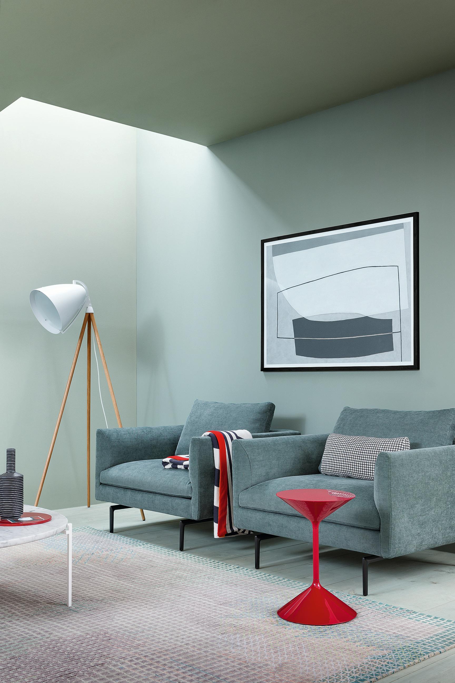 https://a.1stdibscdn.com/zanotta-large-flamingo-sofa-in-brown-upholstery-with-black-aluminum-frame-for-sale-picture-3/22569652/f_286139321652269305794/1333_2IG01_4__master.jpg