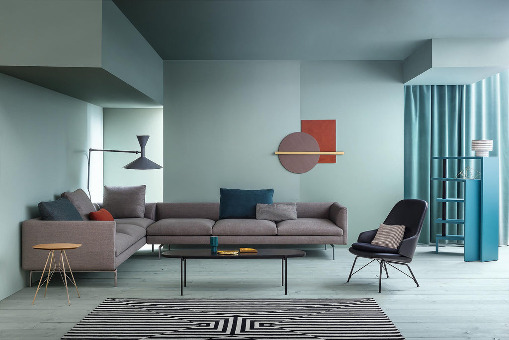 https://a.1stdibscdn.com/zanotta-large-flamingo-sofa-in-brown-upholstery-with-black-aluminum-frame-for-sale-picture-4/22569652/f_286139321652269317241/1333_3IG01_4__master.jpg