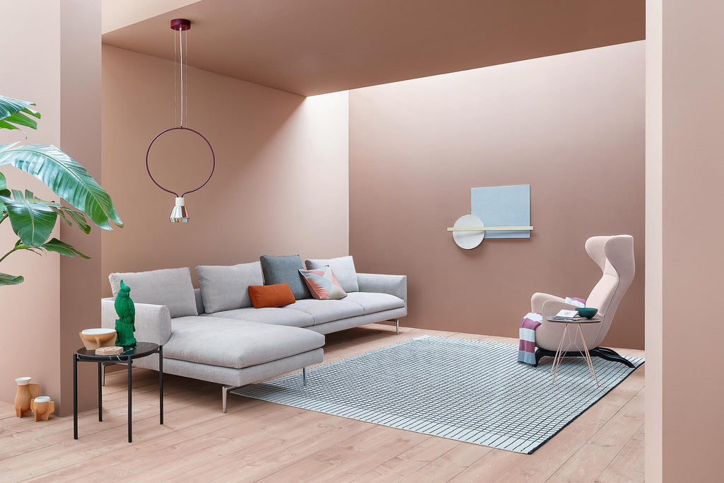 https://a.1stdibscdn.com/zanotta-large-flamingo-sofa-in-brown-upholstery-with-black-aluminum-frame-for-sale-picture-6/22569652/f_286139321652269328313/1333_5IG01_3__master.jpg