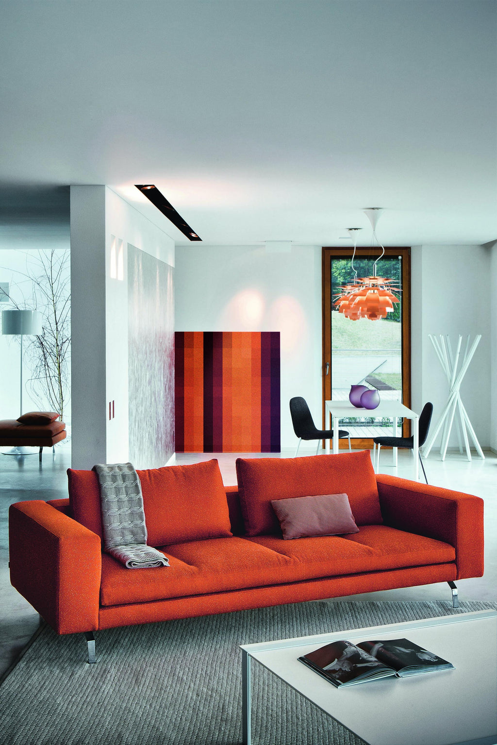 https://a.1stdibscdn.com/zanotta-bruce-sectional-sofa-in-brown-upholstery-with-polished-aluminum-frame-for-sale-picture-2/22569652/f_286113121652260821371/1335_4IG01_master.jpg