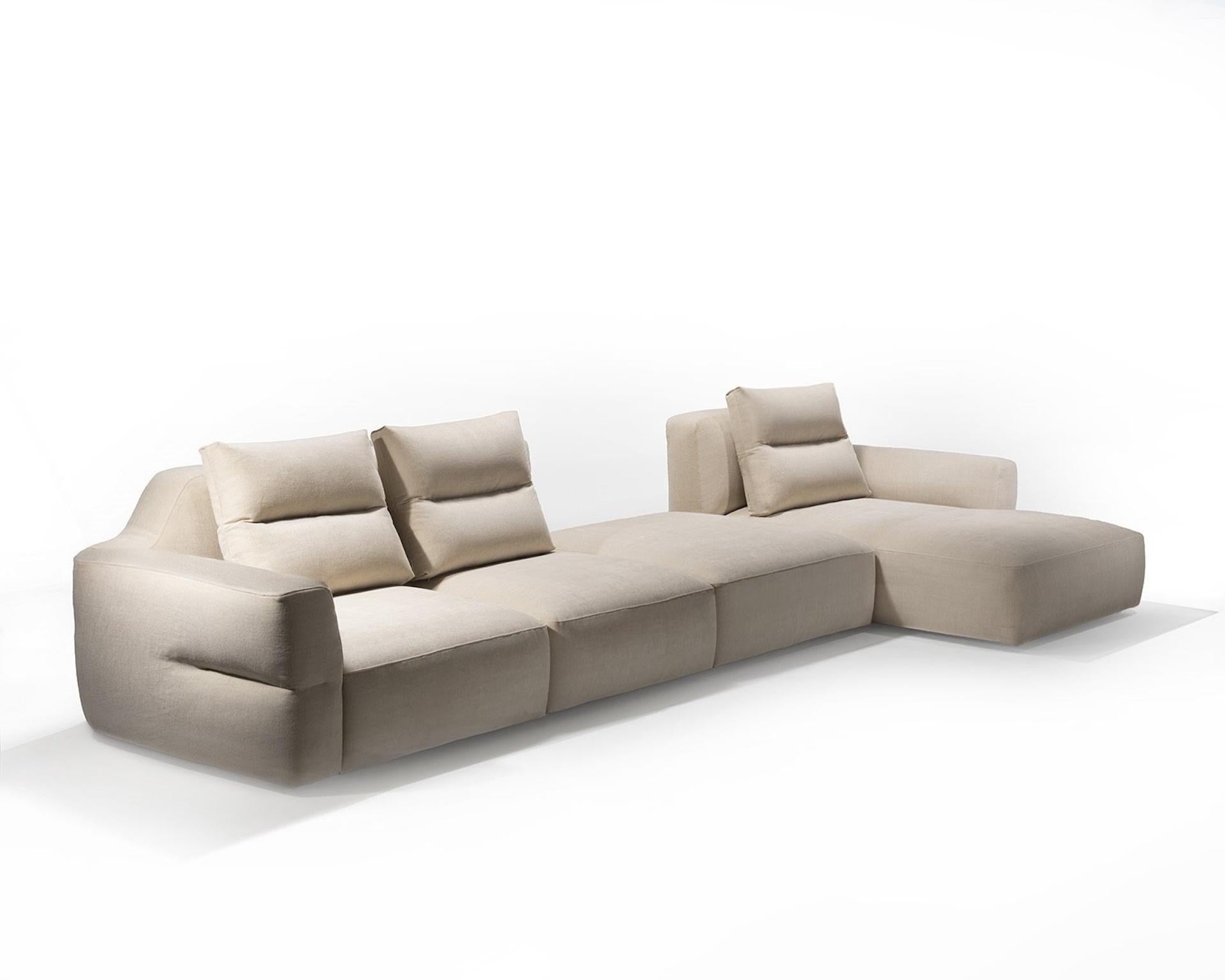 https://a.1stdibscdn.com/customizable-zanotta-fedrigo-sofa-by-vincent-van-duysen-for-sale-picture-8/f_44652/f_448917521746480290747/1338_Fedrigo_gallery_03_master.jpg