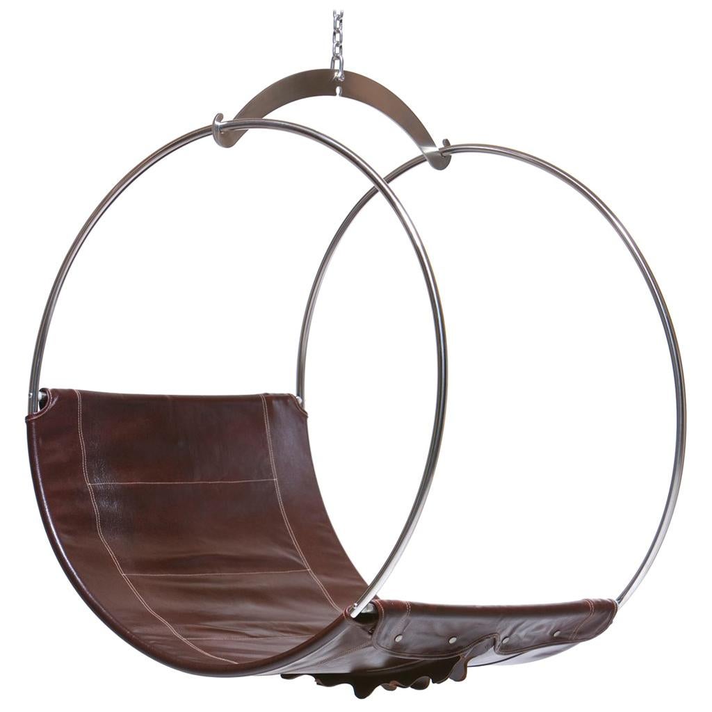 https://a.1stdibscdn.com/stainless-steel-and-leather-contemporary-adult-swing-chair-by-egg-designs-for-sale/1121189/f_134497121548487285394/13449712_master.jpg