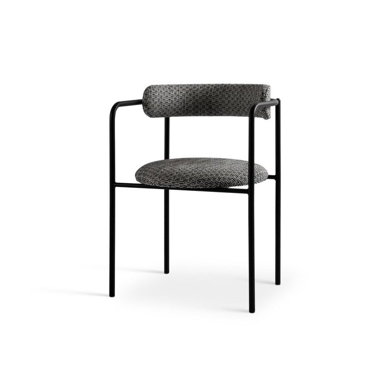 https://a.1stdibscdn.com/contemporary-chair-ff-4-legs-boucle-fabric-black-legs-for-sale-picture-10/f_31233/f_228122021614961540777/1355_01_4_FF_BLACK_REED_006_FRONT_master.jpg?width=768