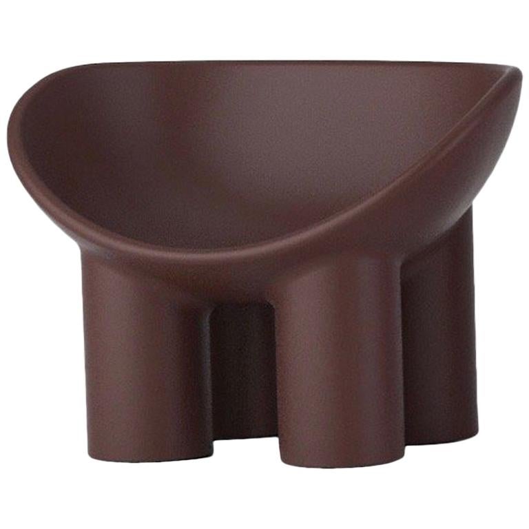 https://a.1stdibscdn.com/roly-poly-armchair-in-peat-by-faye-toogood-for-driade-for-sale/1121189/f_136028921549682512399/13602892_master.jpg