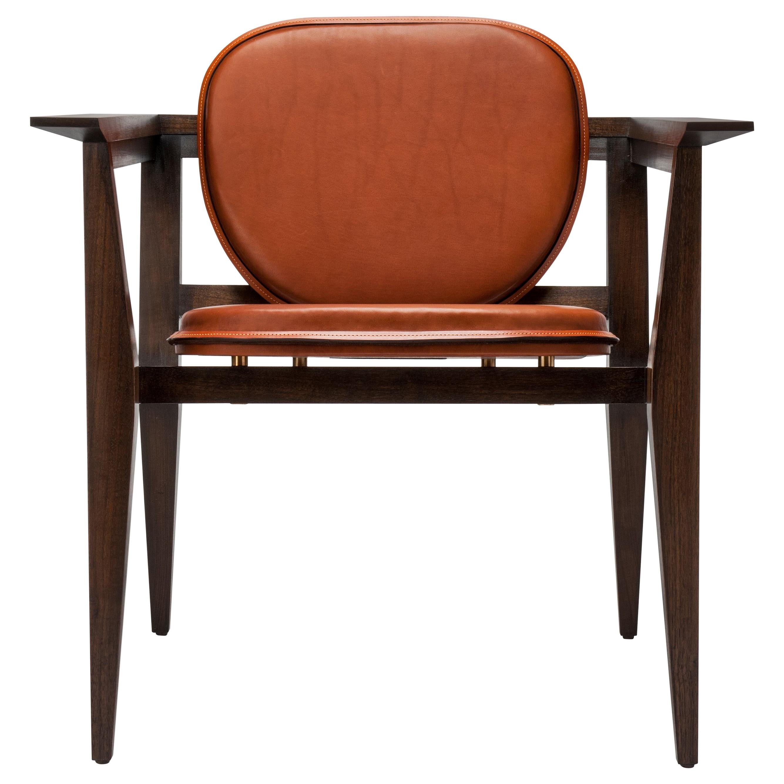 https://a.1stdibscdn.com/contemporary-constructor-armchair-in-tan-saddle-leather-and-solid-walnut-for-sale/1121189/f_136741511550245823409/13674151_master.jpg
