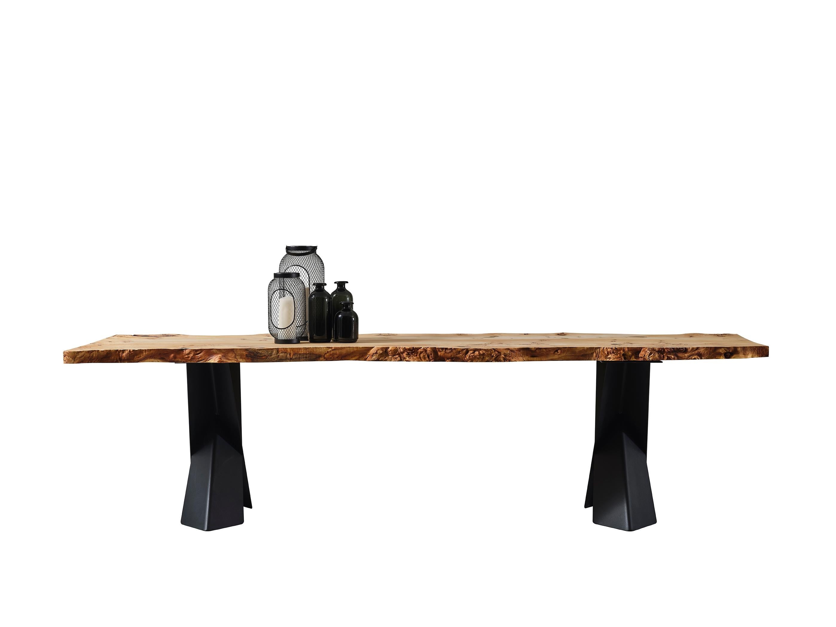 https://a.1stdibscdn.com/live-edge-mappa-burl-kitchen-table-massive-wood-dining-table-light-wood-for-sale-picture-4/f_91932/f_404570021720008043088/1372361213_master.jpg