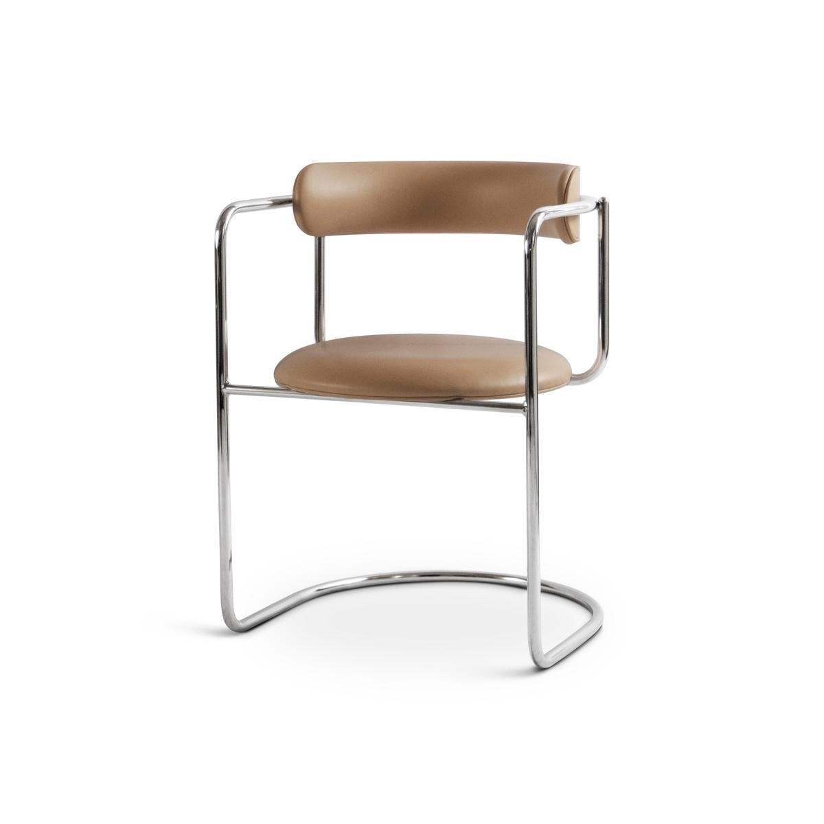 https://a.1stdibscdn.com/ff-chairs-cantilever-base-chrome-frame-beige-leather-set-of-6-or-more-for-sale-picture-3/f_31233/f_485332221769524362673/1375_05_5_FF_CANTILEVER_CHROME_DAKAR_0197_FRONT_master.jpg