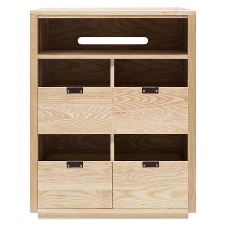 https://a.1stdibscdn.com/dovetail-vinyl-storage-cabinet-2-x-25-with-equipment-shelf-for-sale/1121189/f_139981421552574870871/13998142_master.jpg