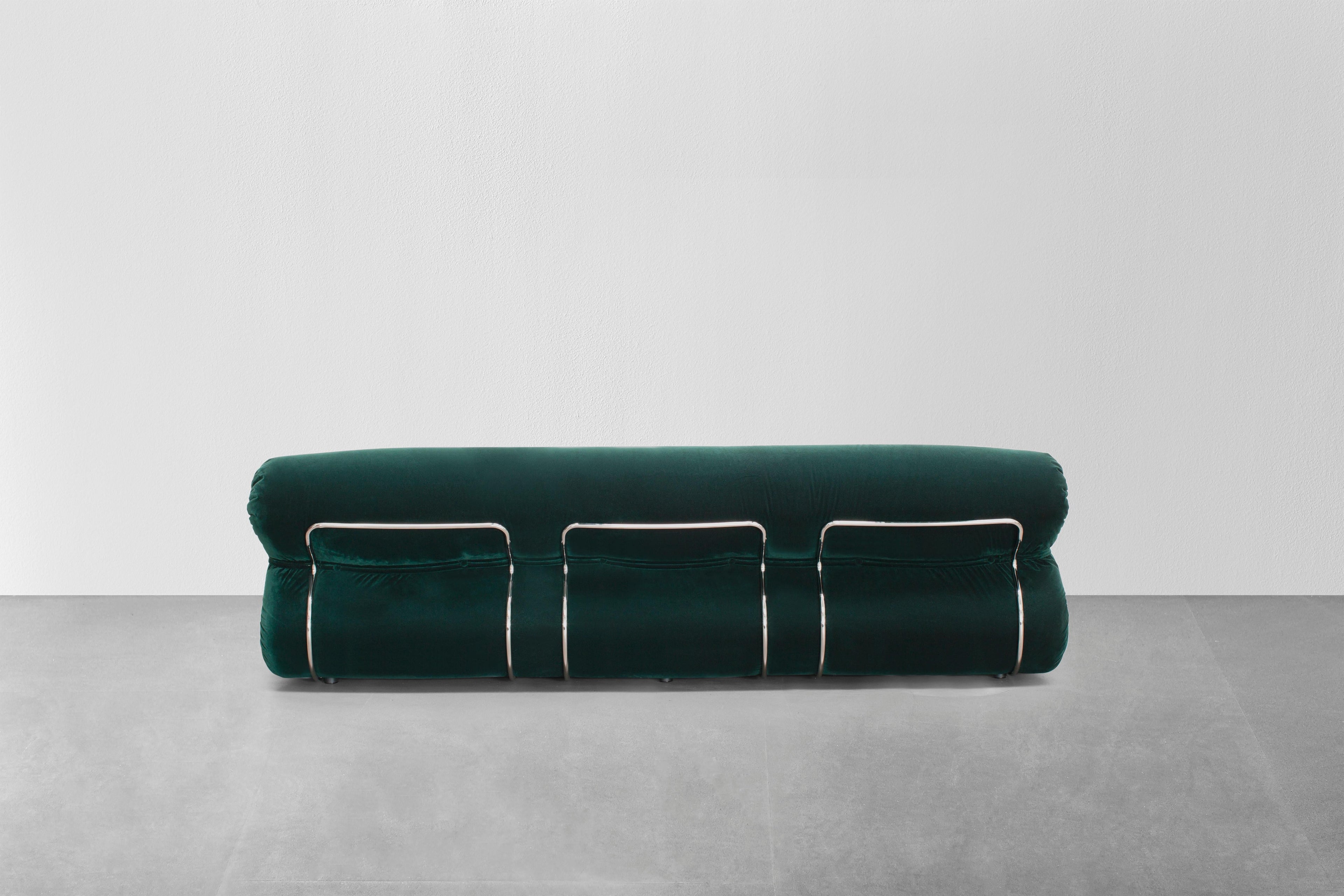 https://a.1stdibscdn.com/tacchini-orsola-sofa-designed-by-gastone-rinaldi-in-com-for-sale-picture-8/f_44652/f_255007021632852973990/13_TACCHINI_GASTONERINALDI_ORSOLA_SilviaRivoltella_master.jpg