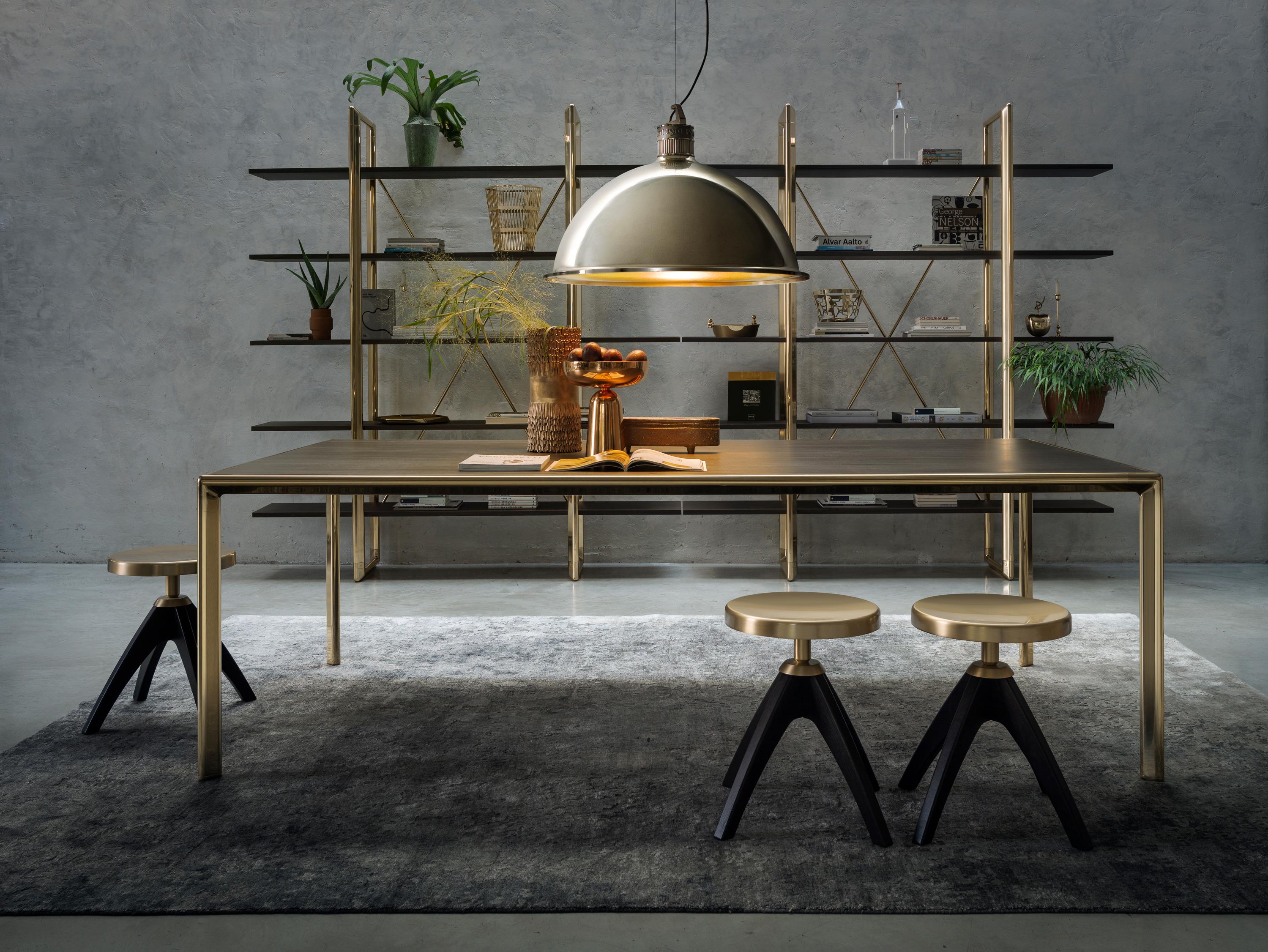 https://a.1stdibscdn.com/frame-medium-dining-table-with-calacatta-gold-marble-top-and-polished-brass-for-sale-picture-3/22569652/f_236817421620390748738/13_composizione_Frame105117_accesa_3000_master.jpg