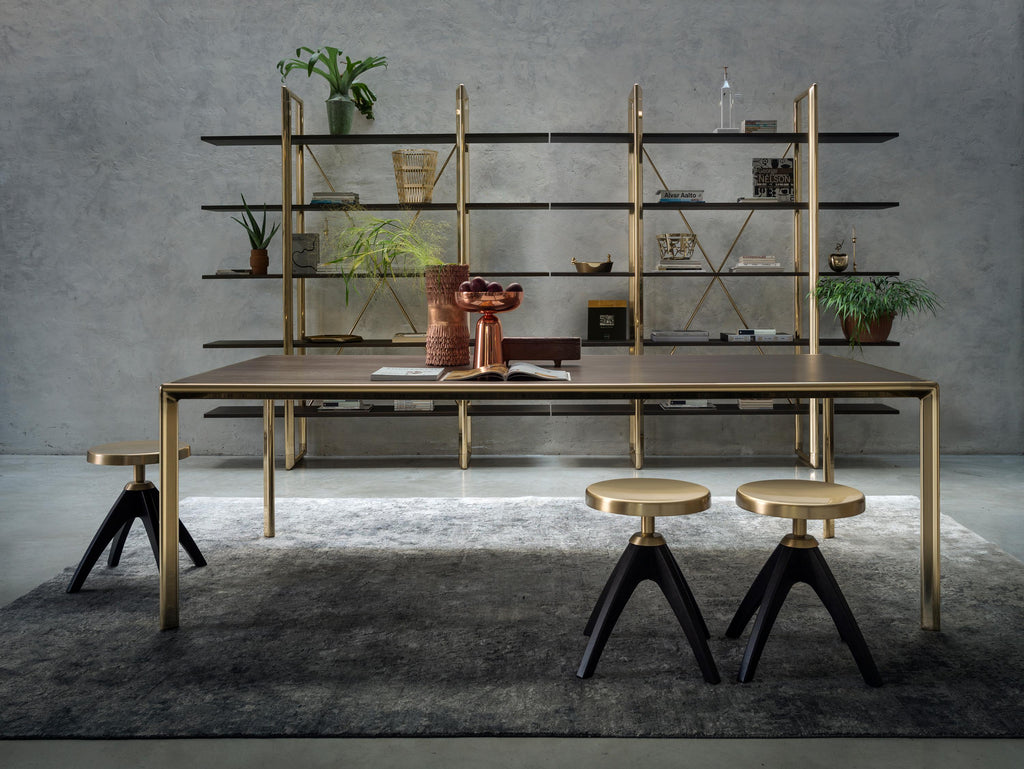 https://a.1stdibscdn.com/frame-medium-dining-table-with-calacatta-gold-marble-top-and-polished-brass-for-sale-picture-4/22569652/f_236817421620390754531/13_composizione_Frame105117_spenta_3000_master.jpg