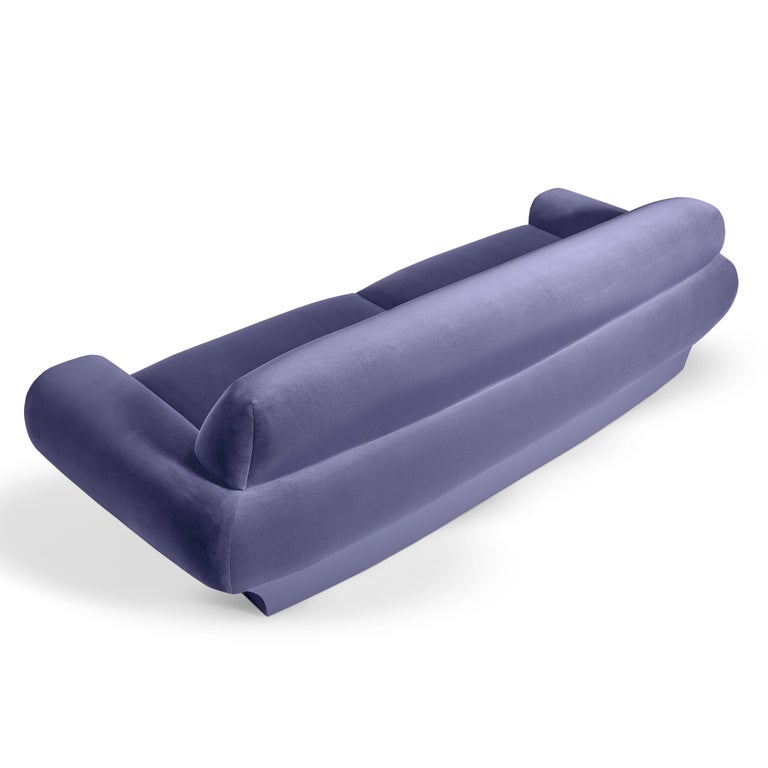 https://a.1stdibscdn.com/contemporary-velvet-sofa-with-oversized-curvy-arms-for-sale-picture-7/f_27693/f_330403821677654343790/13_master.jpg?width=768