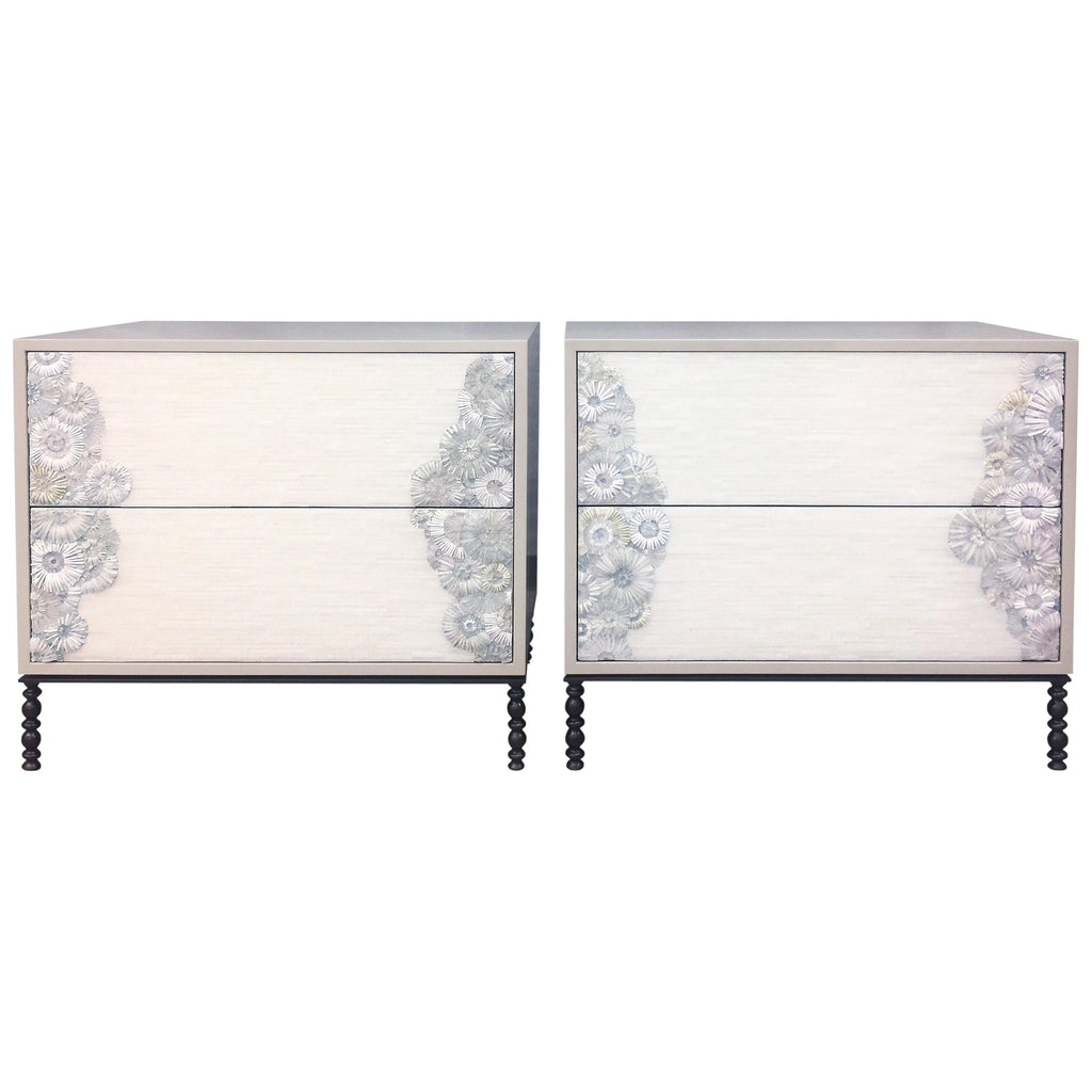 https://a.1stdibscdn.com/modern-white-blossom-glass-nightstand-with-misty-gray-finish-by-ercole-home-for-sale/1121189/f_140137221553153267268/14013722_master.jpg