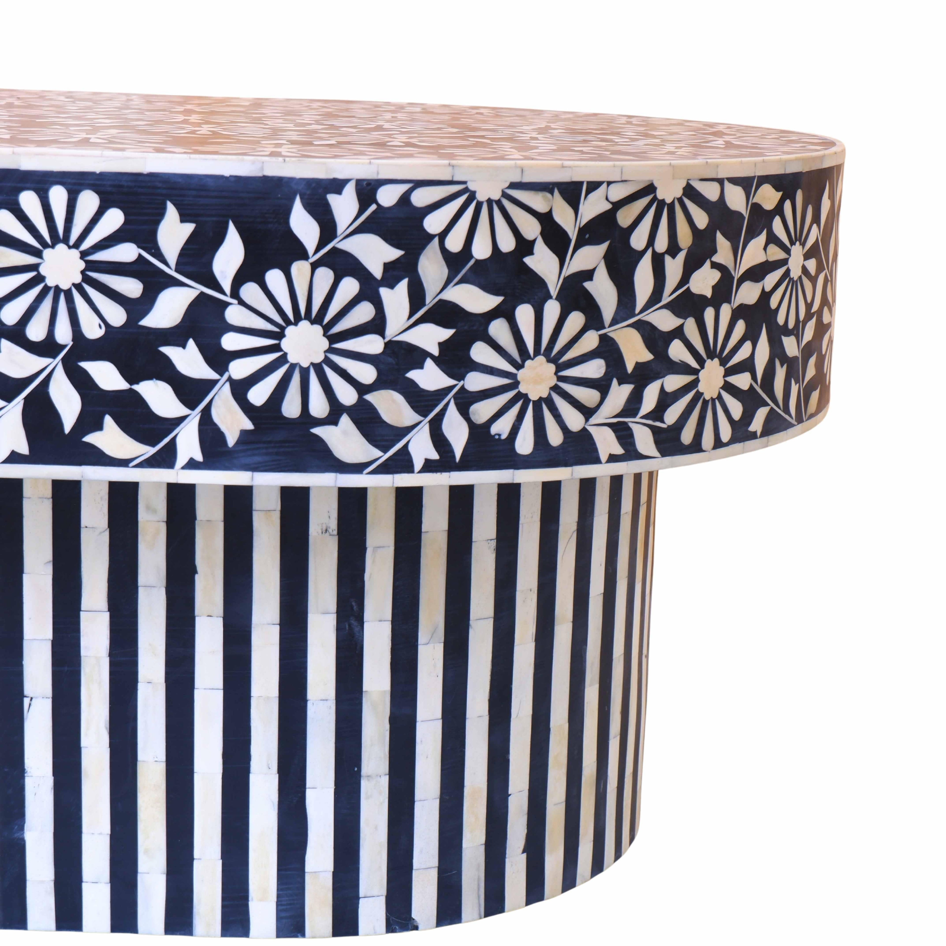 https://a.1stdibscdn.com/sunflower-bone-inlay-coffee-table-for-sale-picture-4/f_97222/f_397292321715787467164/140_master.jpg