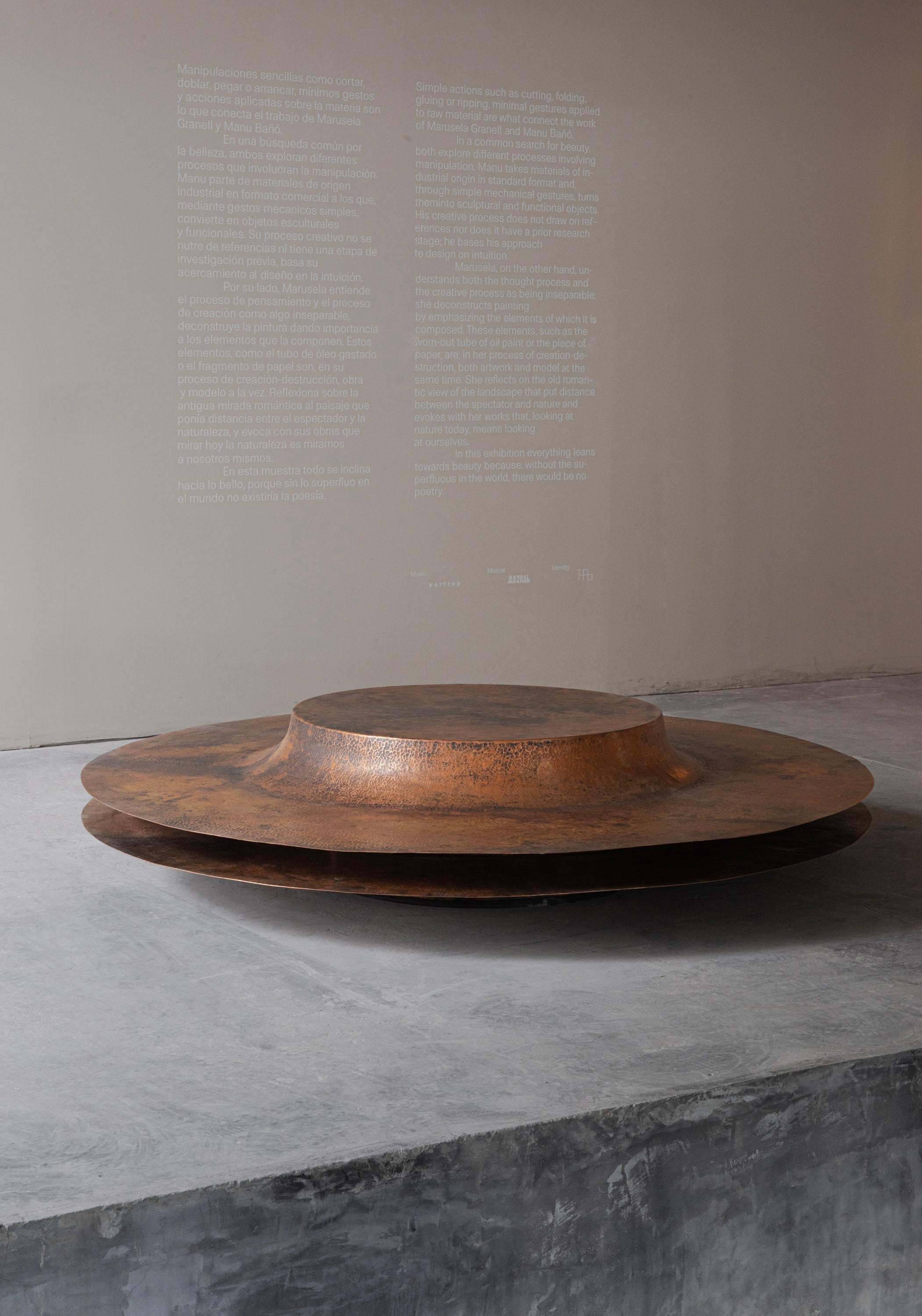 https://a.1stdibscdn.com/contemporary-mexican-obj-06-coffee-table-in-natural-copper-for-sale-picture-13/f_70152/f_476765721763970840080/143_ManuBano_master.jpg