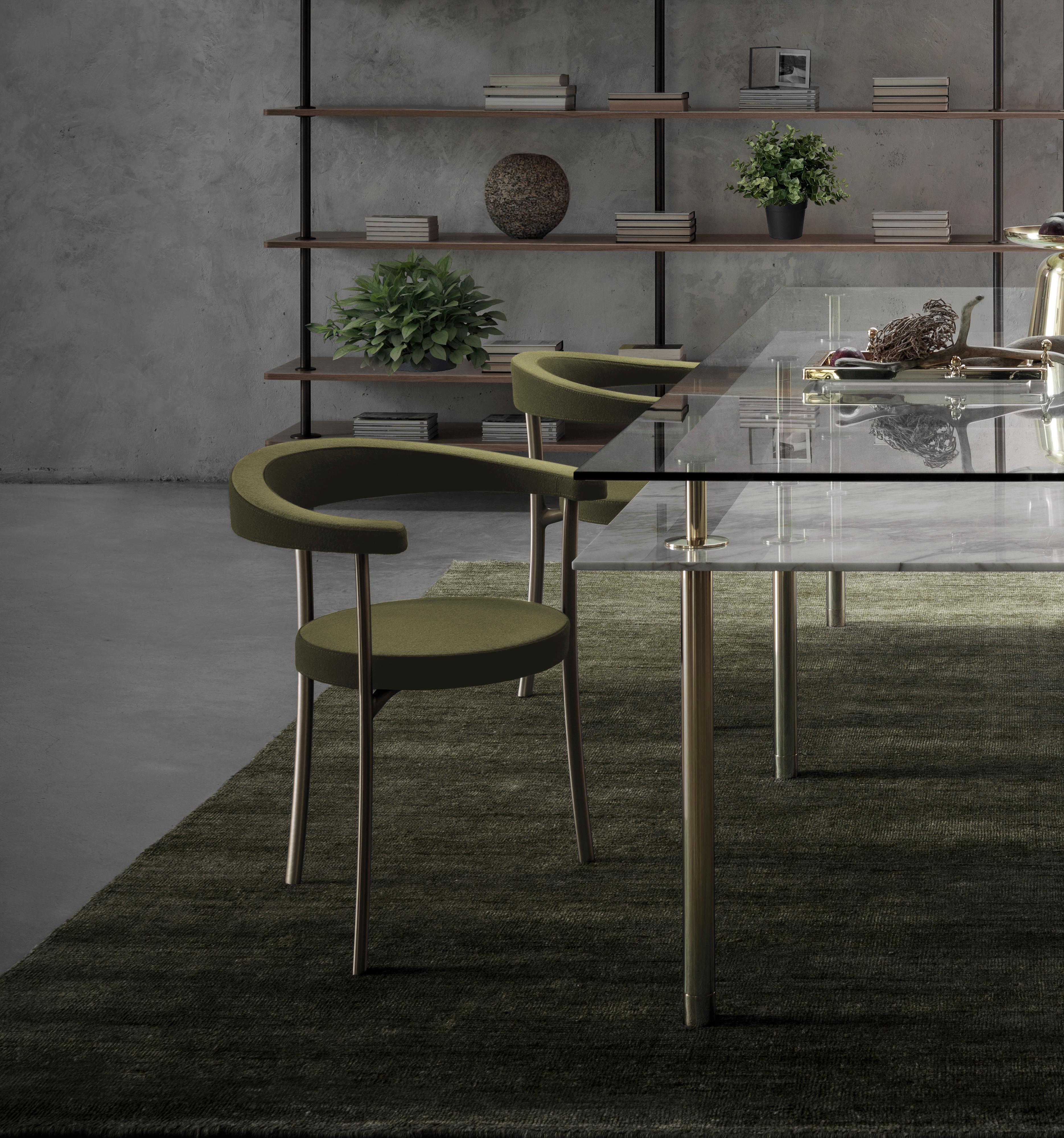 https://a.1stdibscdn.com/legs-medium-dining-table-with-sahara-noir-marble-top-and-polished-brass-for-sale-picture-3/22569652/f_236803421620387127891/14_Composizione_Legs_Katana_Zuan105138_SGmod_master.jpg