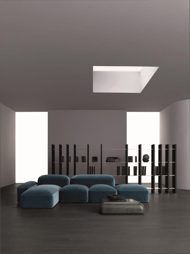 https://a.1stdibscdn.com/modular-and-customizable-sofa-lapis-e019-many-layouts-and-fabrics-available-for-sale-picture-4/f_31233/f_208150321601556219781/14_LAPIS_ANGOLARE_G_1832_768x1024_master.jpg