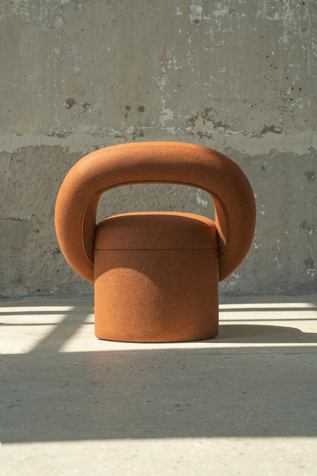 https://a.1stdibscdn.com/armchair-play-by-woo-for-sale-picture-5/f_63402/f_306966221664873563406/14_master.jpg
