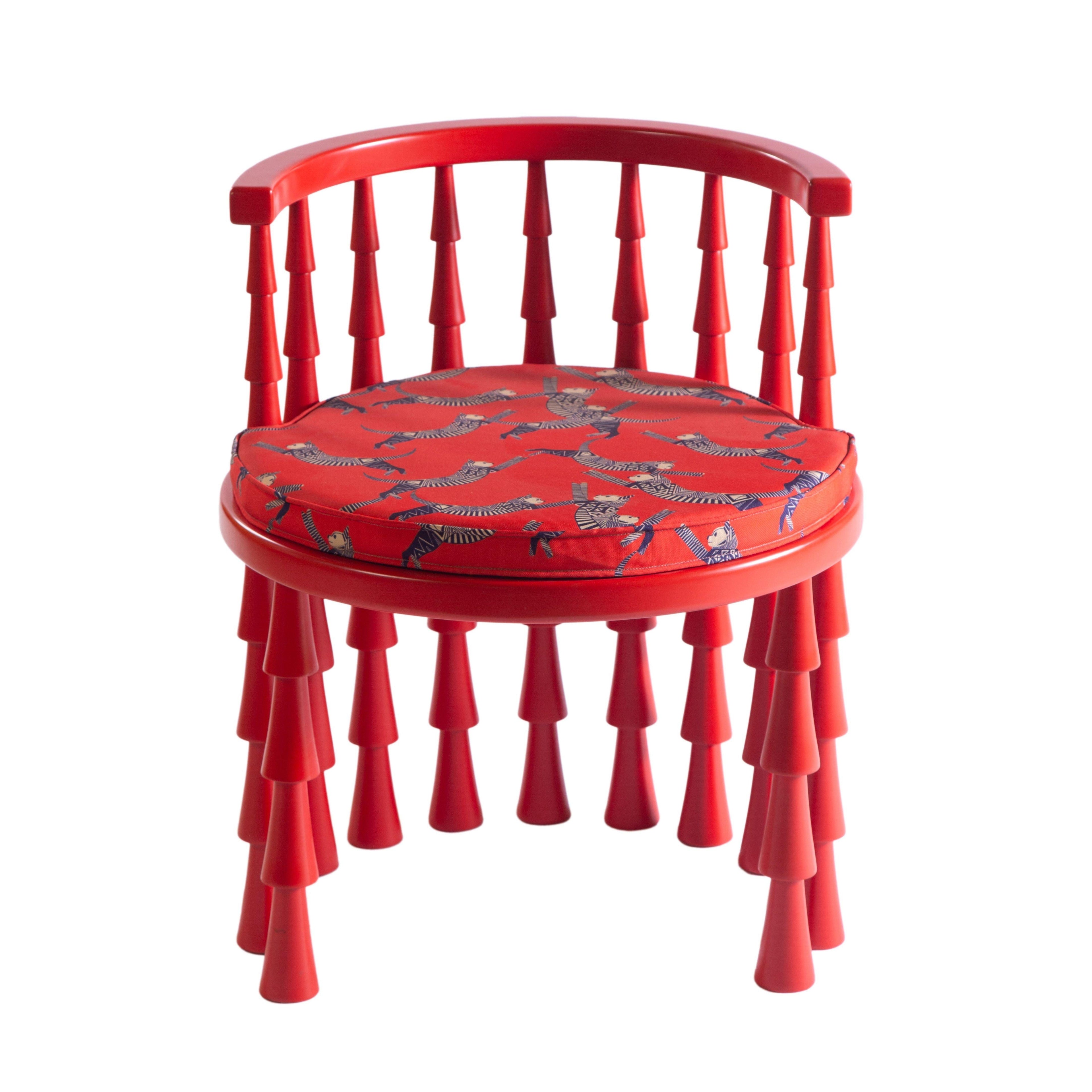 https://a.1stdibscdn.com/sculptural-elegance-inspired-by-the-egyptian-sun-god-aten-beech-armchair-for-sale-picture-13/f_58022/f_474031321762430525183/14_master.jpg