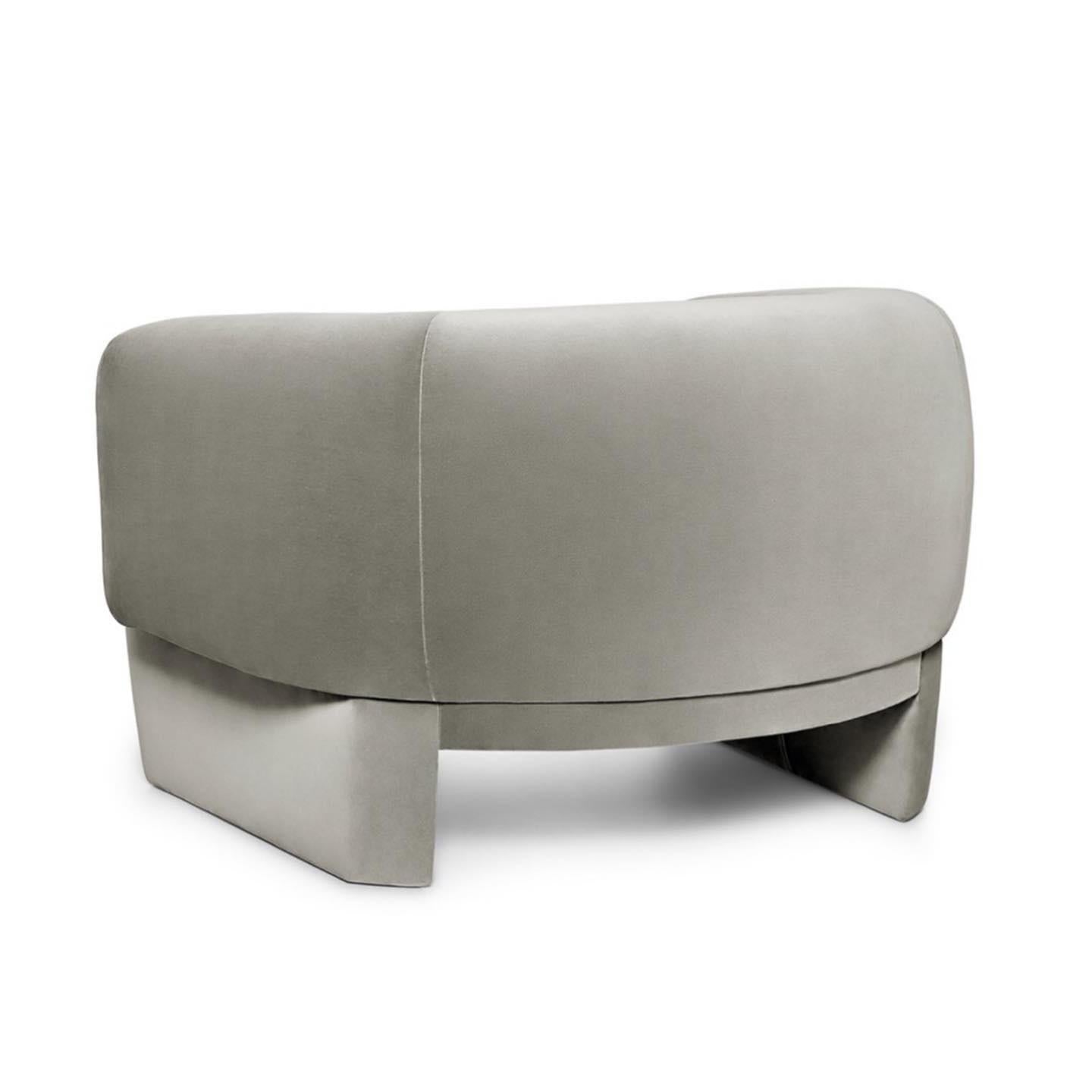 https://a.1stdibscdn.com/handcrafted-armchair-with-architectural-silhouette-and-high-resistance-velvet-for-sale-picture-7/f_27693/f_330482121677677615840/151587694_4382307595117774_2375749165858261883_n_master.jpg