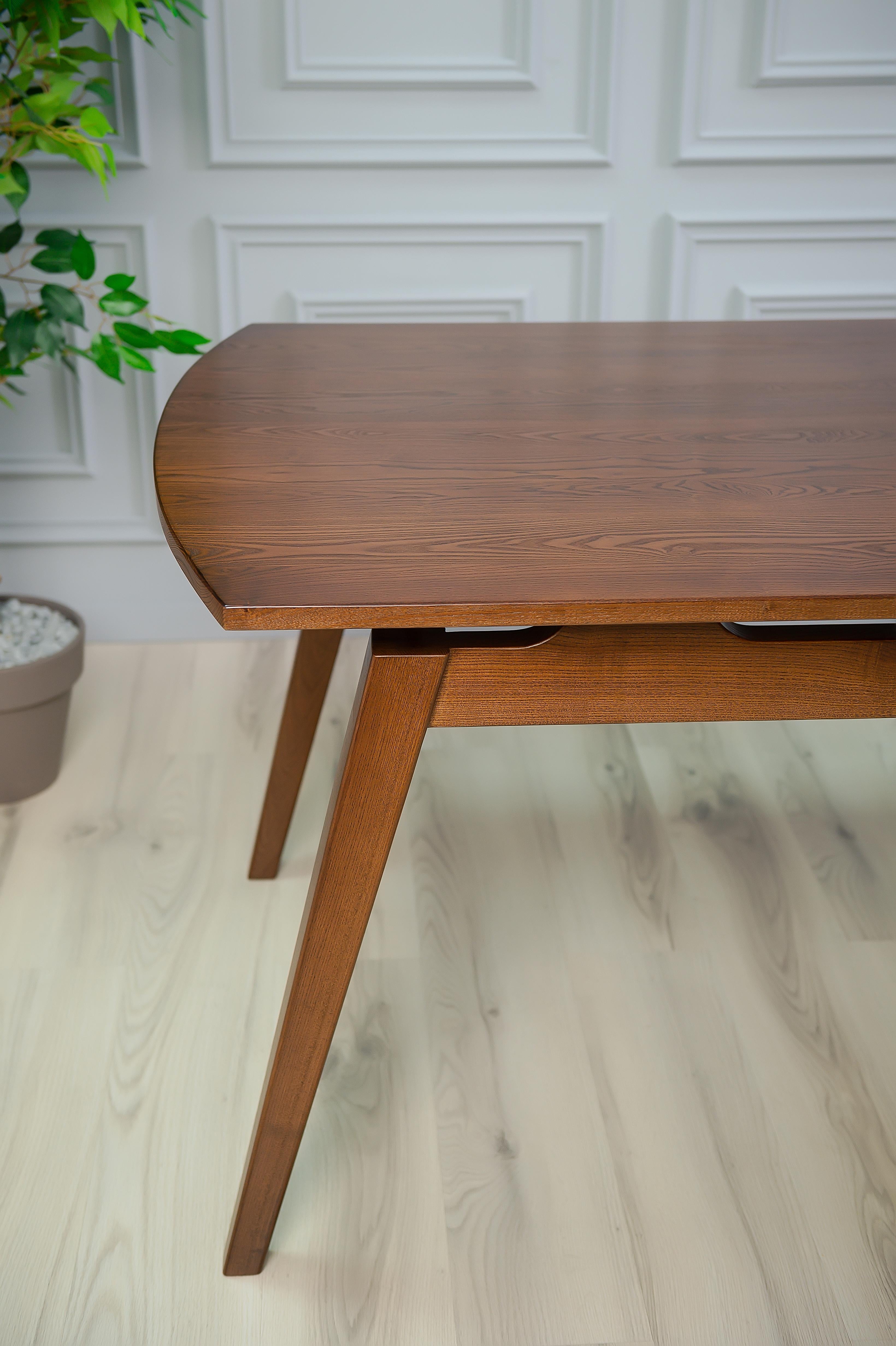 https://a.1stdibscdn.com/acline-brown-solid-wood-dining-table-for-sale-picture-4/f_82682/f_423619421731955956515/155_master.jpg