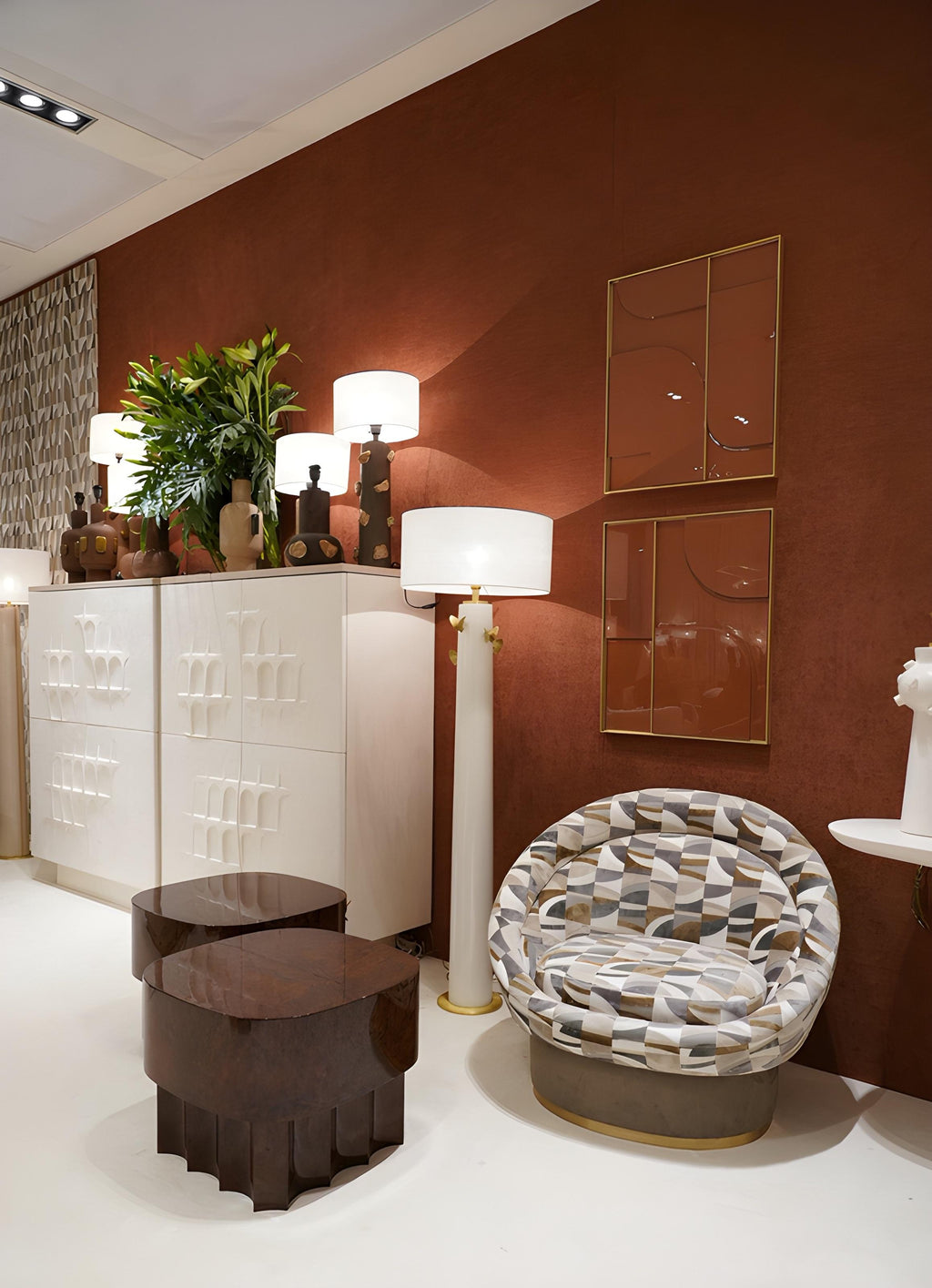 https://a.1stdibscdn.com/1980s-style-white-plastered-cabinet-with-sculpted-arch-doors-by-jose-castro-for-sale-picture-3/f_27693/f_475538821763365221073/15_1_master.jpg