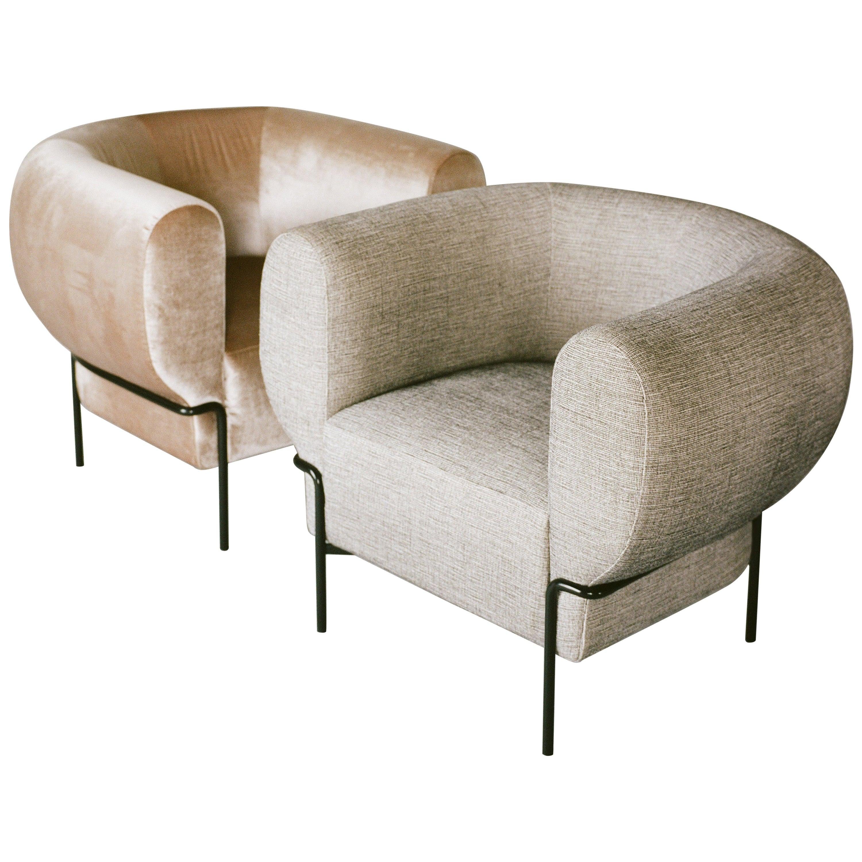 https://a.1stdibscdn.com/contemporary-madda-lounge-chair-in-velvet-for-sale/1121189/f_161839921568955822561/16183992_master.jpg