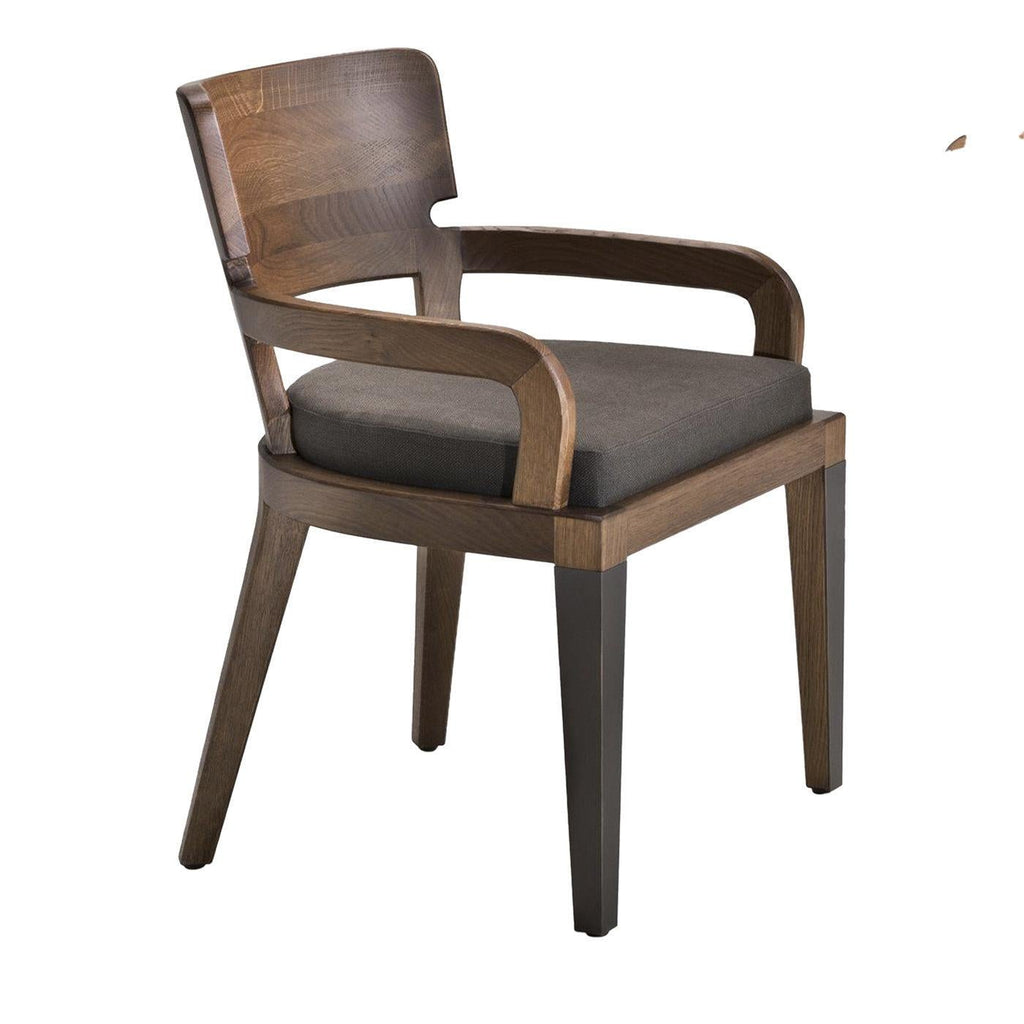 https://a.1stdibscdn.com/bulle-chair-by-archer-and-humphryes-for-sale-picture-4/f_17062/f_453068721749029256671/1620920222080_RASTNY_0012_7100_20BULLE_20armchair_20_283_2920210601_34_1kxmhkq_master.jpg