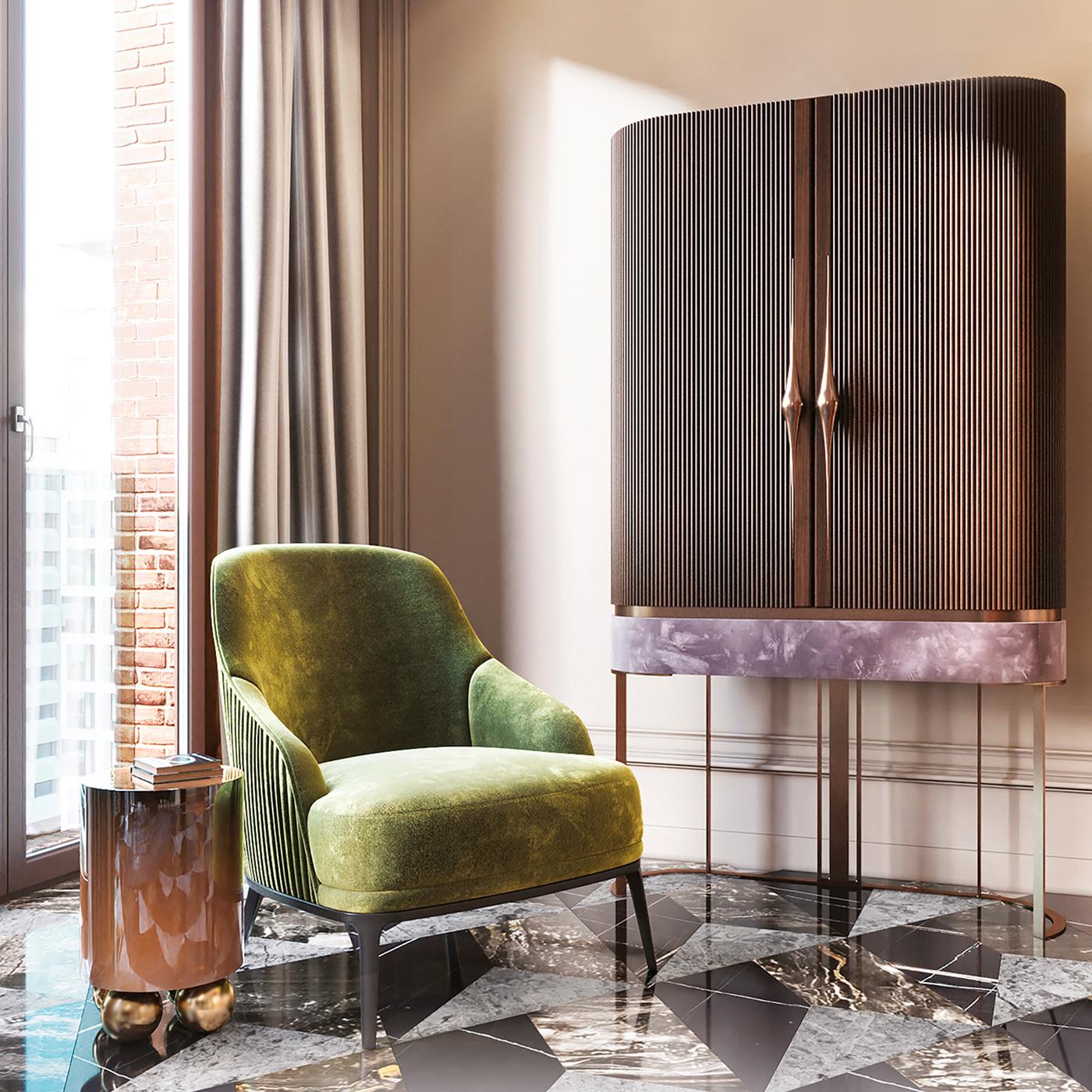 https://a.1stdibscdn.com/juliet-bar-cabinet-for-sale-picture-2/f_17062/f_285184521651677492055/1627058010604_ATEENY_0010_7_master.jpg