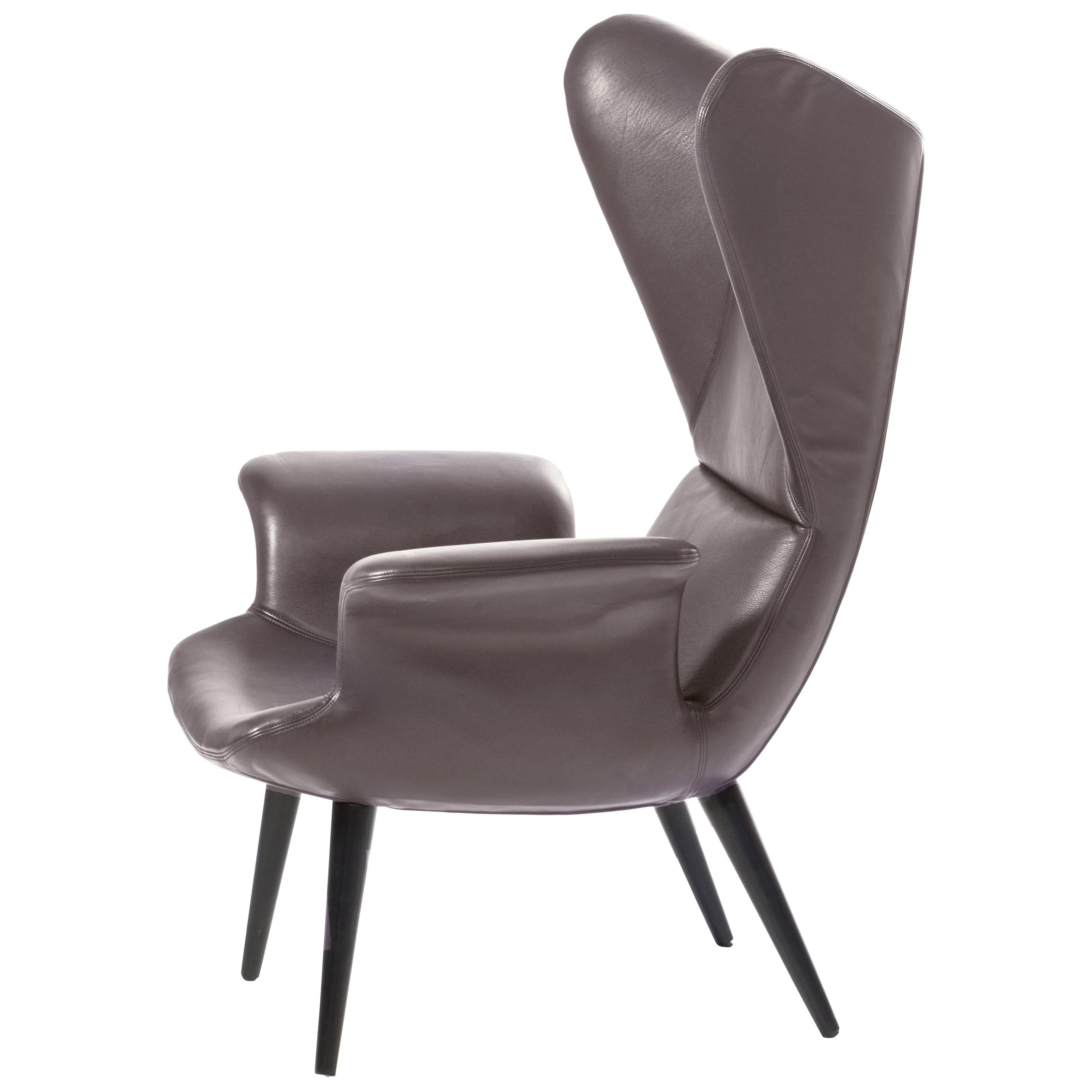 https://a.1stdibscdn.com/moroso-longwave-armchair-in-leather-by-diesel-living-for-sale/1121189/f_164149111584617799334/16414911_master.jpg