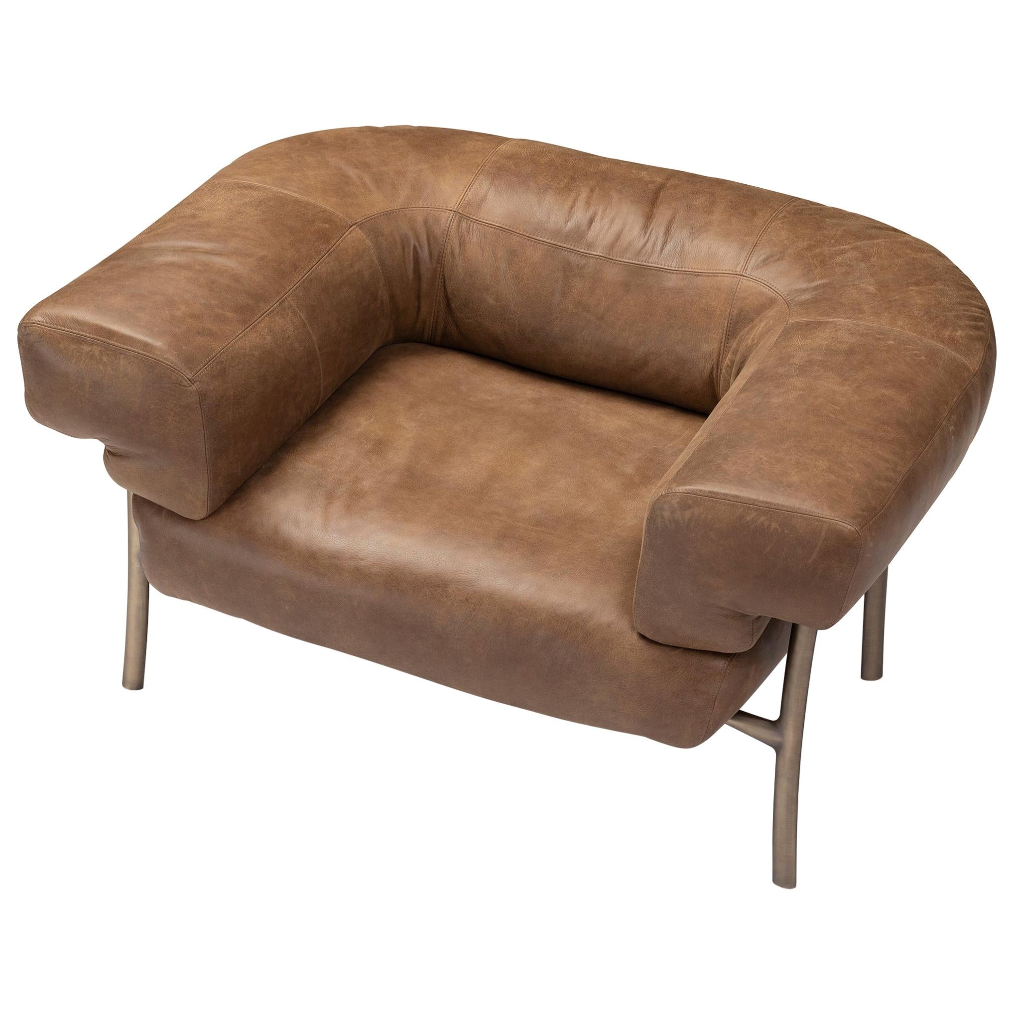 https://a.1stdibscdn.com/ghidini-1961-katana-lounge-chair-in-leather-burnished-brass-by-paolo-rizzatto-for-sale/1121189/f_165579921571760595185/16557992_master.jpg