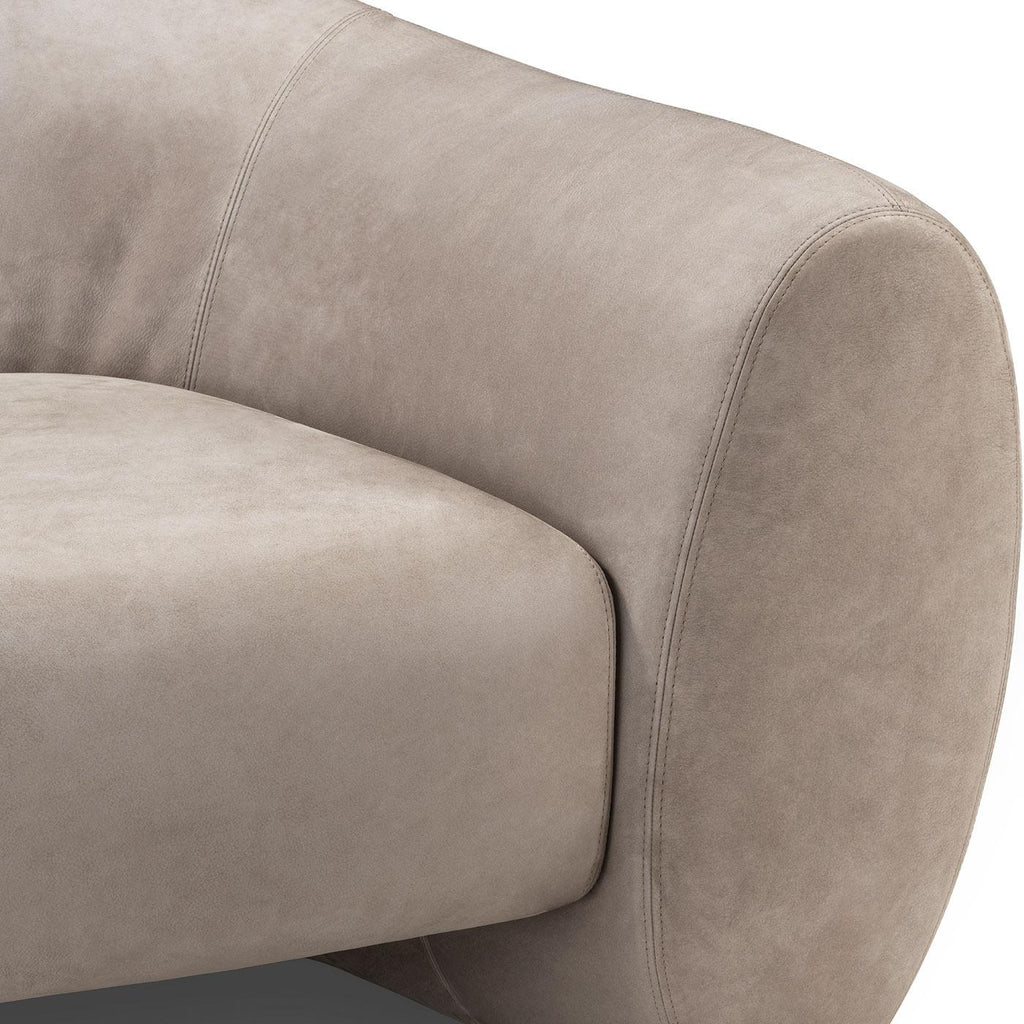 https://a.1stdibscdn.com/elephant-3-seater-beige-sofa-by-stefano-giovannoni-for-sale-picture-4/f_17062/f_453103221749043925433/1657623634203_TRRENY_0023_SG208XX107_20D_master.jpg
