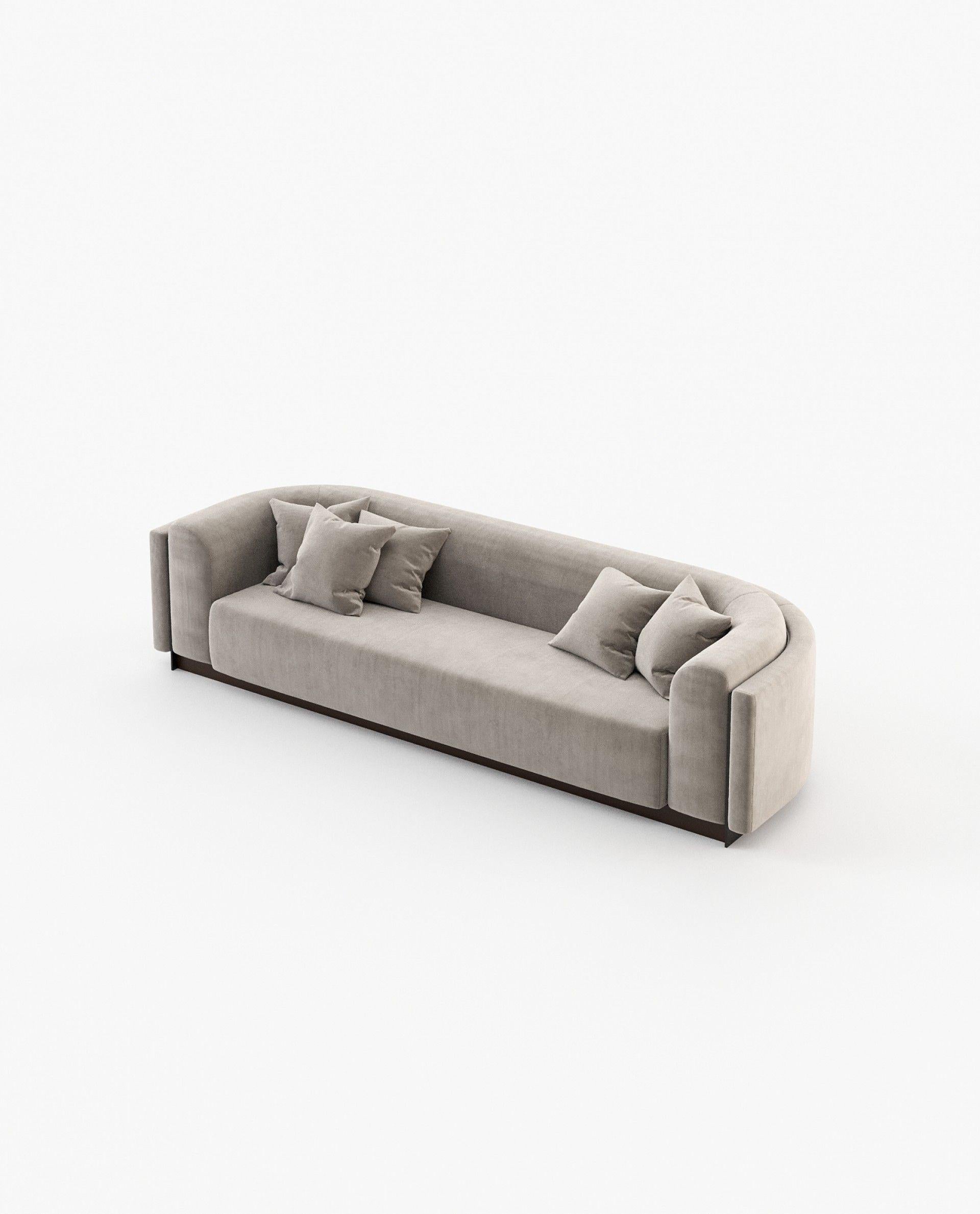 https://a.1stdibscdn.com/custom-made-designer-sofa-with-a-vintage-touch-for-sale-picture-6/f_27693/f_403909421719597129881/1675078323_bd2cf90437a90428a68d2cda4cec4657_master.jpg