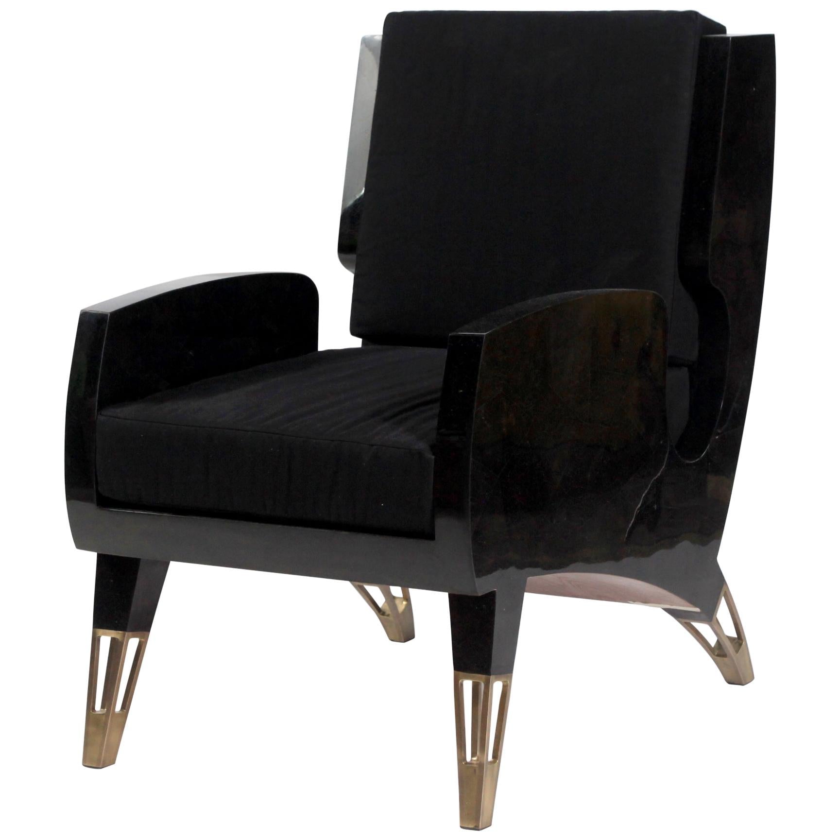 https://a.1stdibscdn.com/marie-antoinette-chair-in-cream-shagreen-bronze-patina-brass-by-ry-augousti-for-sale-picture-3/f_45491/f_173058921576808267196/16791952_master.jpg