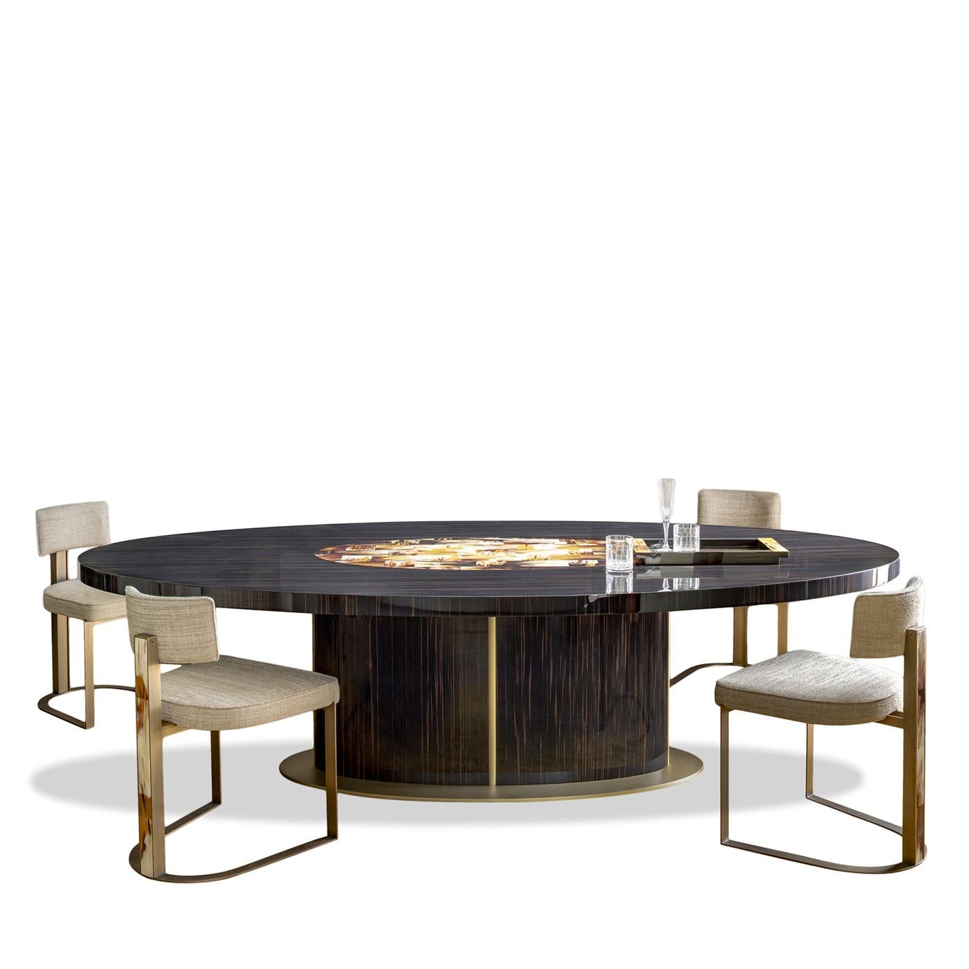 https://a.1stdibscdn.com/nettuno-oval-ebony-dining-table-with-horn-inlays-for-sale-picture-3/f_17062/f_340075321682590893335/1681375747126_ASTMNY_0000_mod_204875_master.jpg