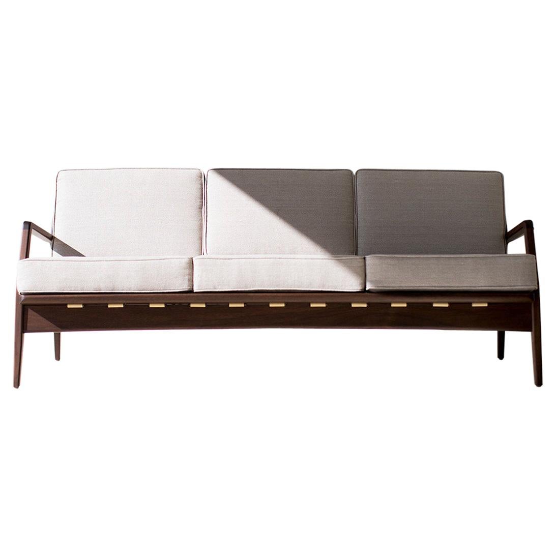 https://a.1stdibscdn.com/lawrence-peabody-danish-sofa-for-craft-associates-furniture-for-sale/1121189/f_168453621573643250188/16845362_master.jpg