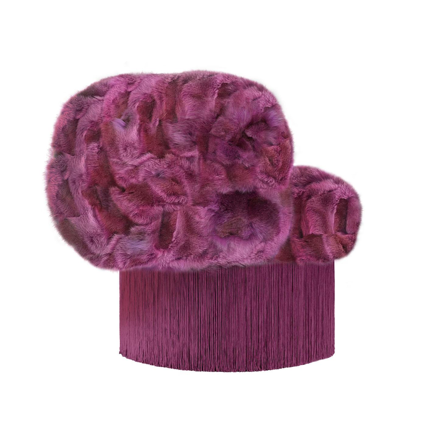 https://a.1stdibscdn.com/patchwork-fuxia-coyote-fur-armchair-by-lorenza-bozzoli-for-sale-picture-3/f_17062/f_358602621692974575141/1692609449103_SASANY_0004_Poltrona_20PIROUETTE_20COYOTE_20FUXIA_master.jpg