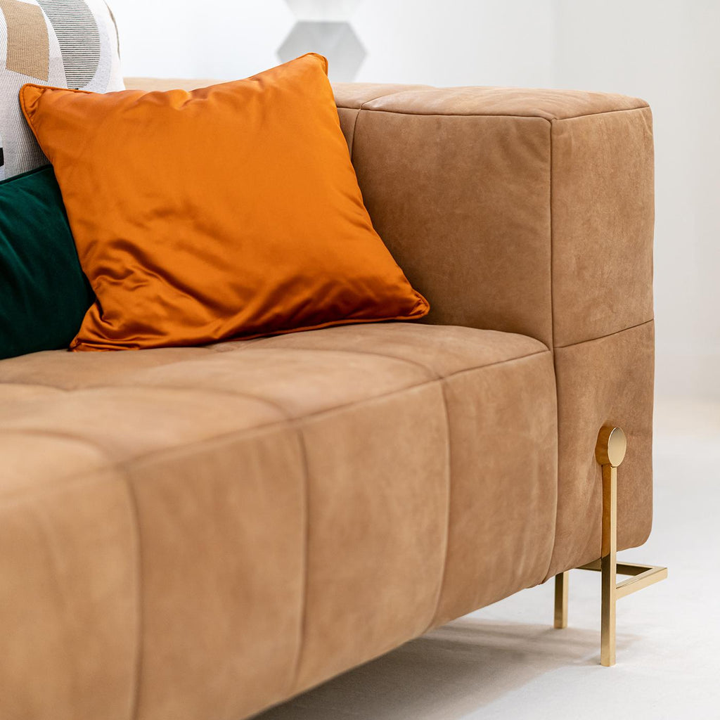 https://a.1stdibscdn.com/contemporary-sofa-by-cg-capelletti-for-sale-picture-5/f_17062/f_451174121747815014332/1694617489448_ASTMNY_0017_LIVING_20A_20ART_202314_20310X115X70_80H_20_282_29_master.jpg
