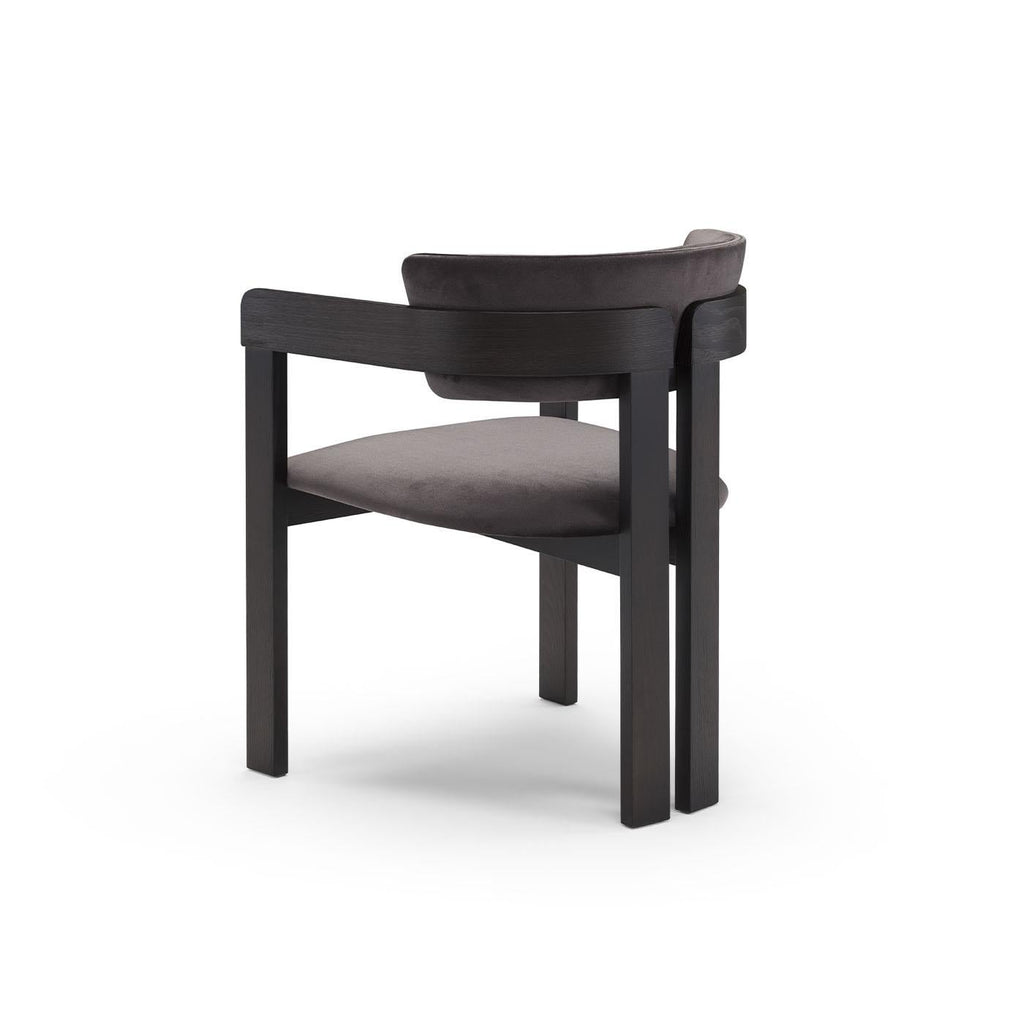 https://a.1stdibscdn.com/ines-black-chair-for-sale-picture-3/f_17062/f_387468021709827630689/1698947516402_ARTSNY_0002_R9A4758_master.jpg