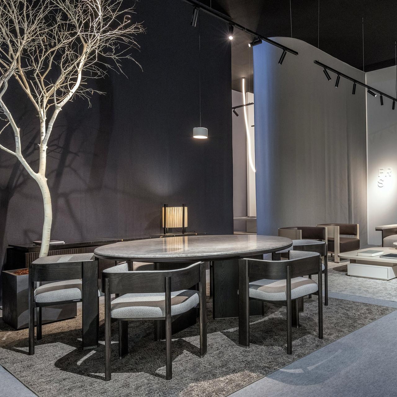 https://a.1stdibscdn.com/bespoke-round-decorte-dining-table-by-francesc-rife-seats-8-10-for-sale-picture-2/f_27693/f_389422121711006993665/16_94213_master.jpg