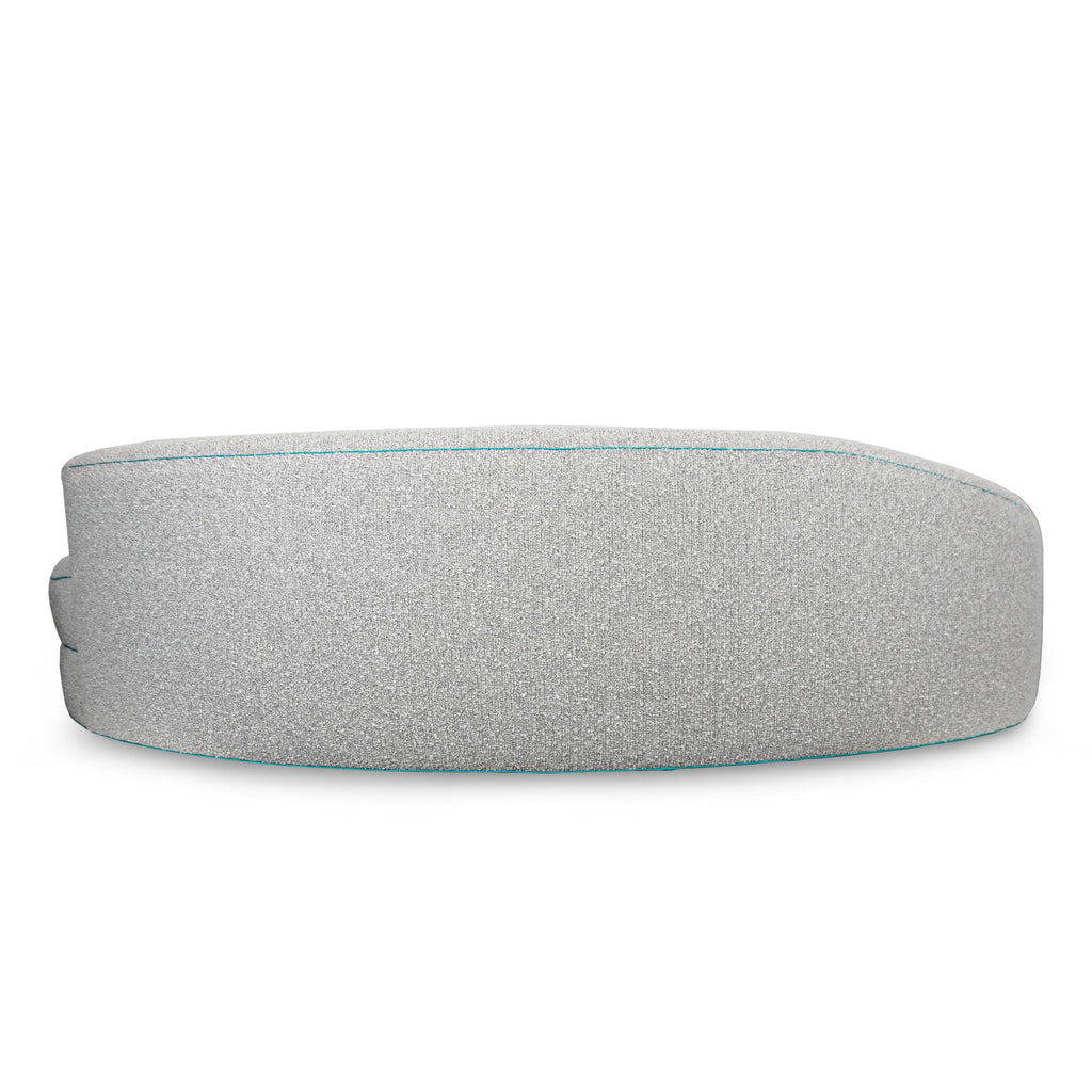 https://a.1stdibscdn.com/boucle-curved-sofa-with-turquoise-accents-for-sale-picture-12/f_21233/1622750909532/16_master.jpg